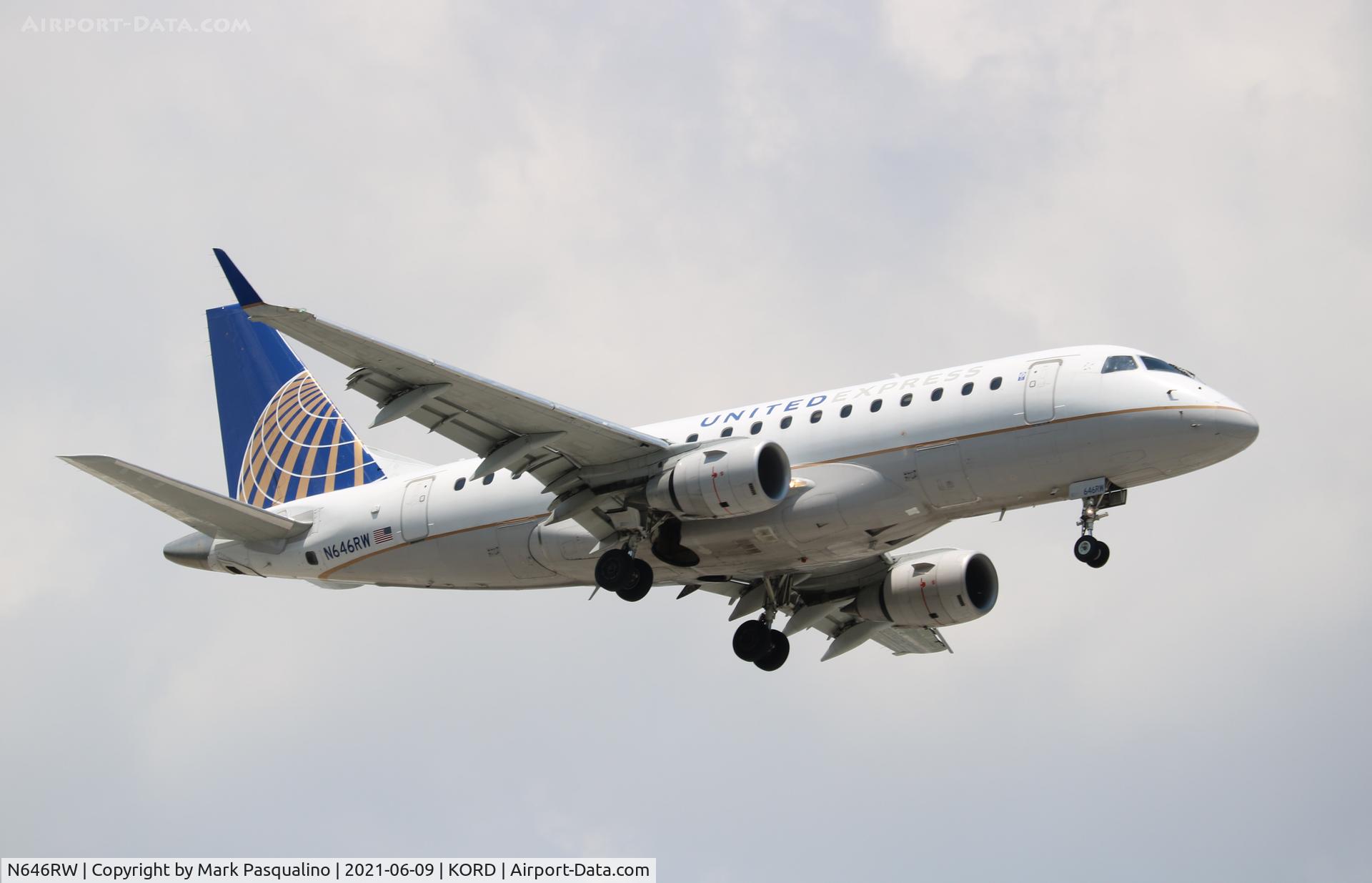 N646RW, 2005 Embraer 170SE (ERJ-170-100SE) C/N 17000066, ERJ-170-100SE