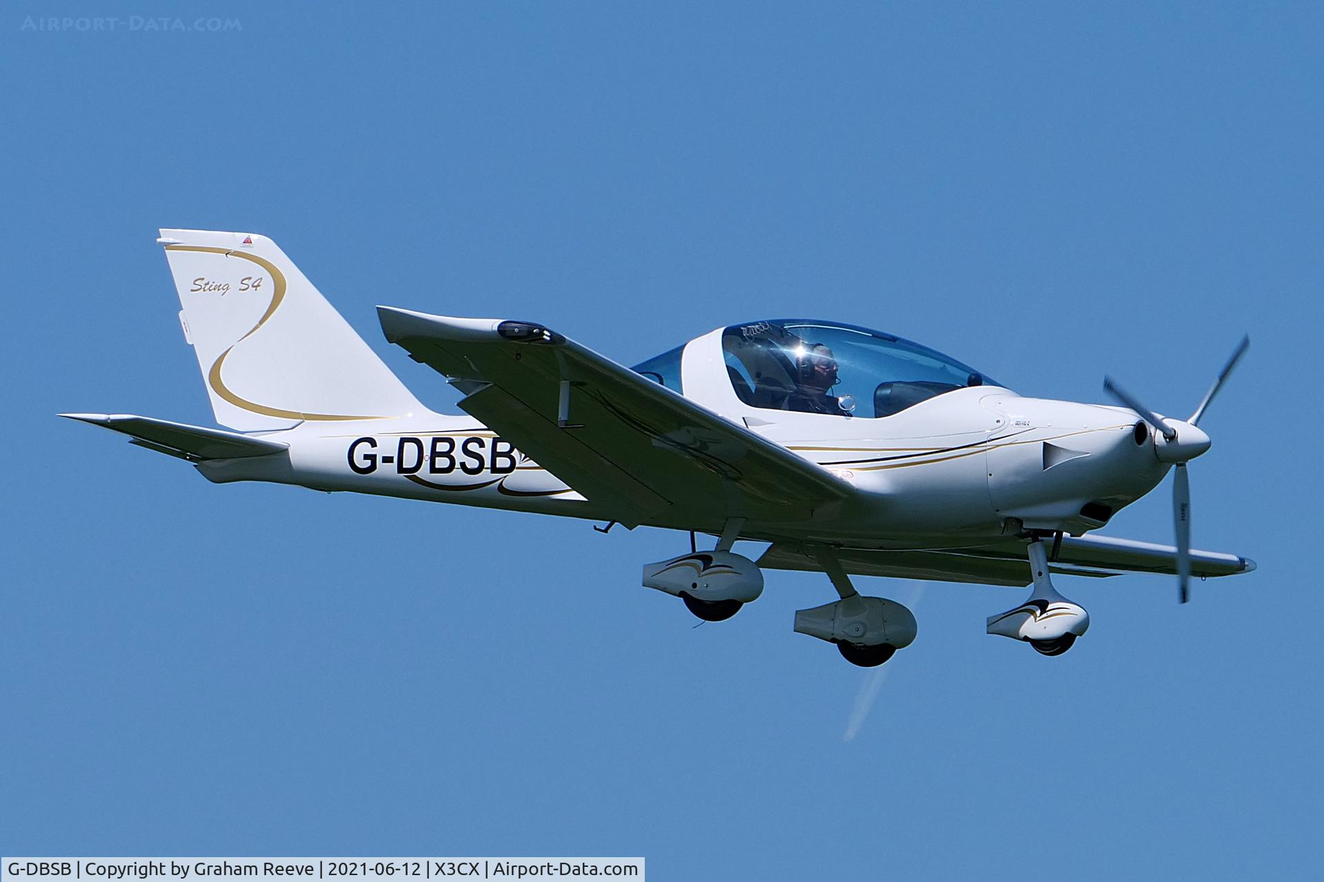 G-DBSB, 2019 TL Ultralight TL-2000 Sting Carbon S4 C/N LAA 347A-15628, Landing at Northrepps.