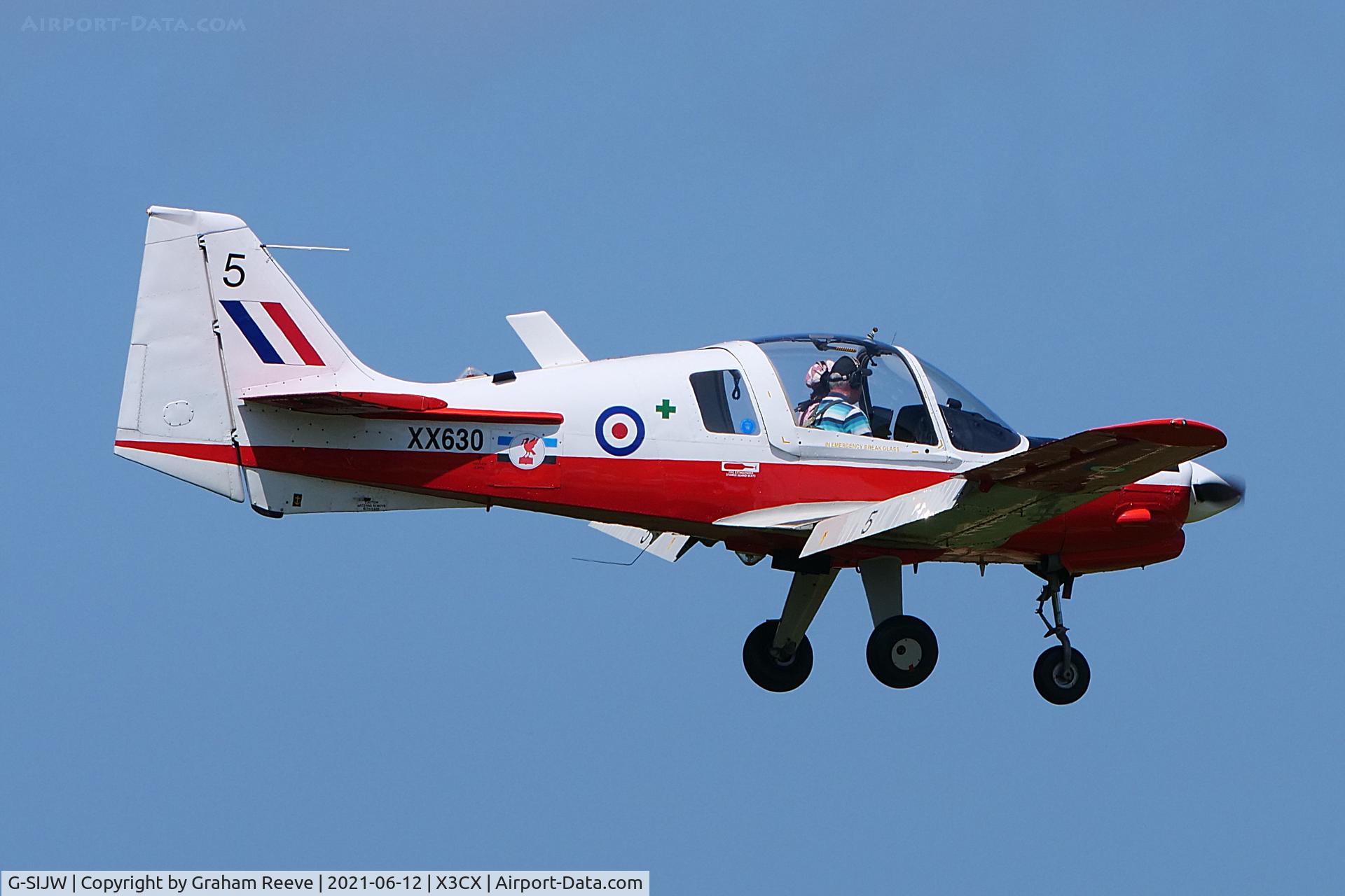 G-SIJW, 1974 Scottish Aviation Bulldog Series 120 Model 121 C/N BH120/295, Landing at Northrepps.
