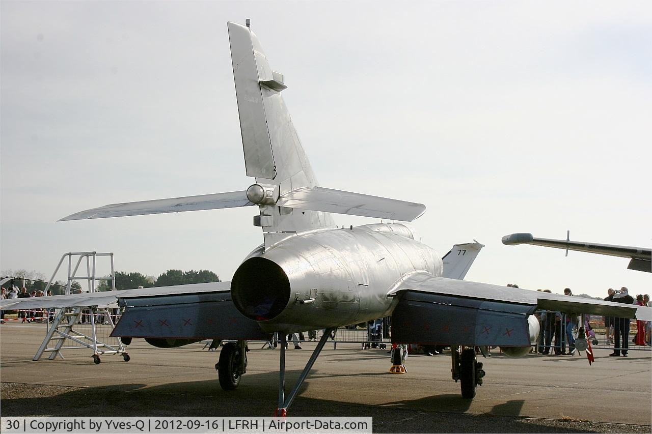 30, Dassault Super Etendard C/N 30, Dassault Super Etendard M (SEM), Static display, Lann Bihoué Air Base (LFRH-LRT) Open day 2012