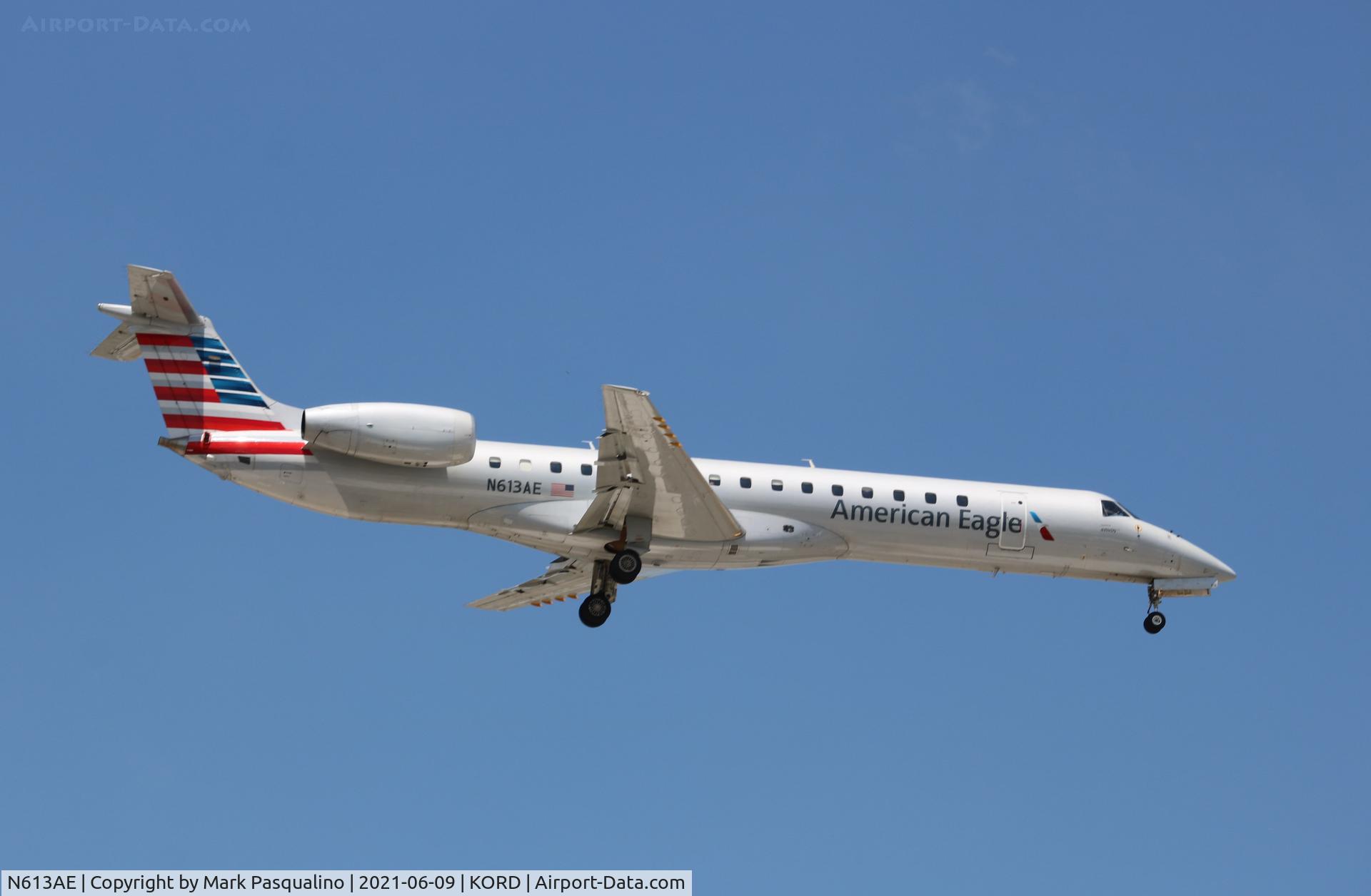 N613AE, 1998 Embraer ERJ-145LR (EMB-145LR) C/N 145081, EMB-146LR