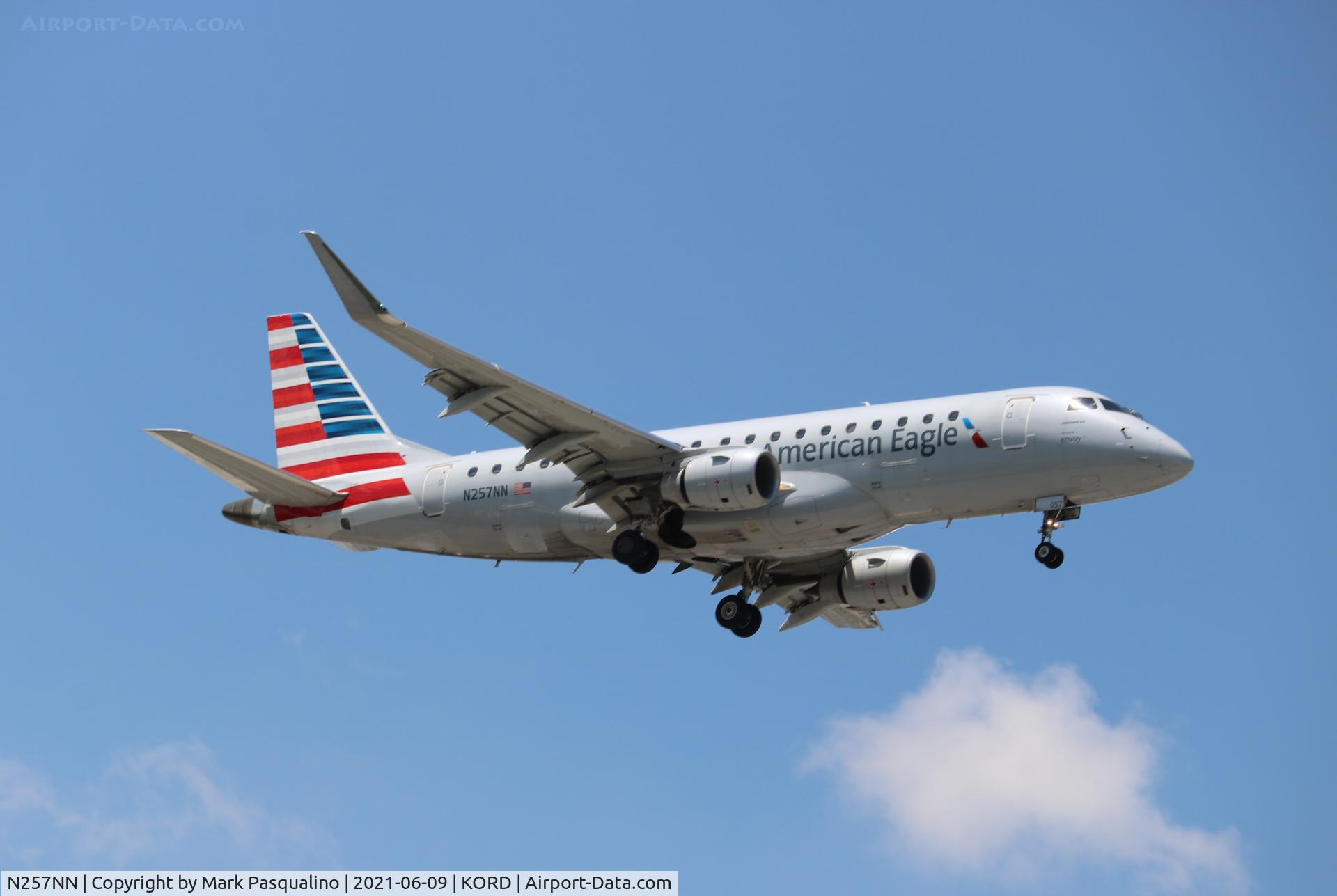 N257NN, 2017 Embraer 175LR (ERJ-170-200LR) C/N 17000674, ERJ-170-200LR
