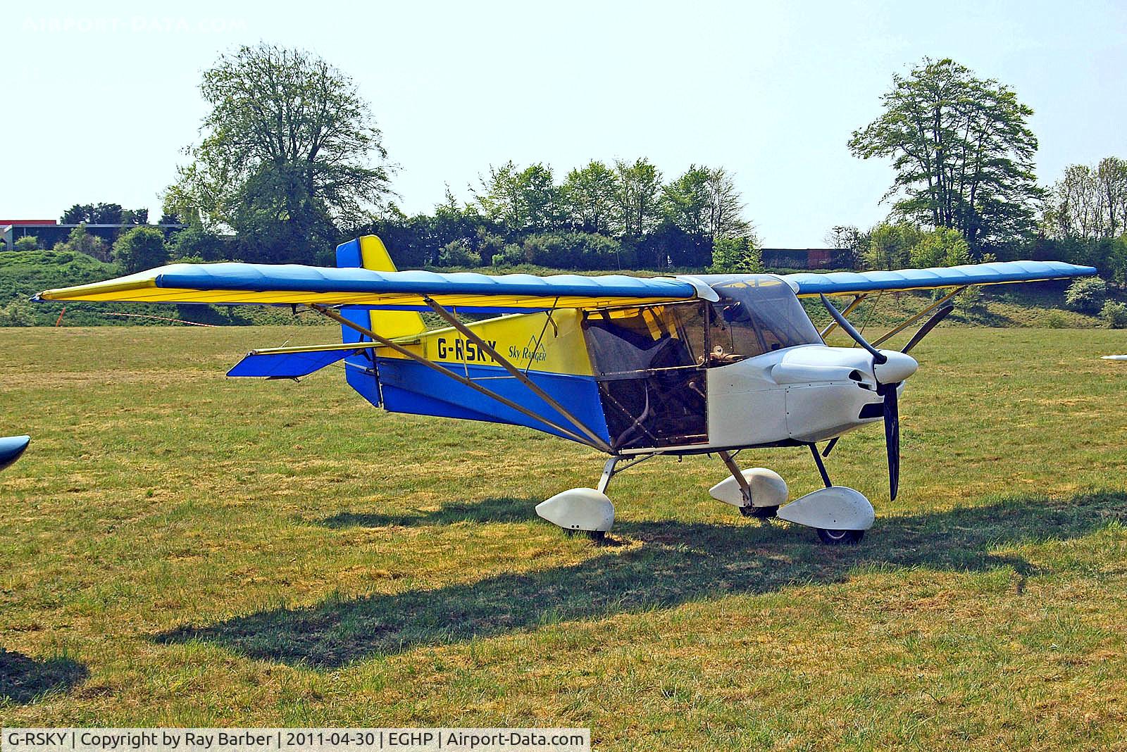 G-RSKY, 2004 Best Off Skyranger 912(2) C/N BMAA/HB/382, G-RSKY   Best Off Skyranger 912(2) [BMAA/HB/382] Popham~G 30/04/2011