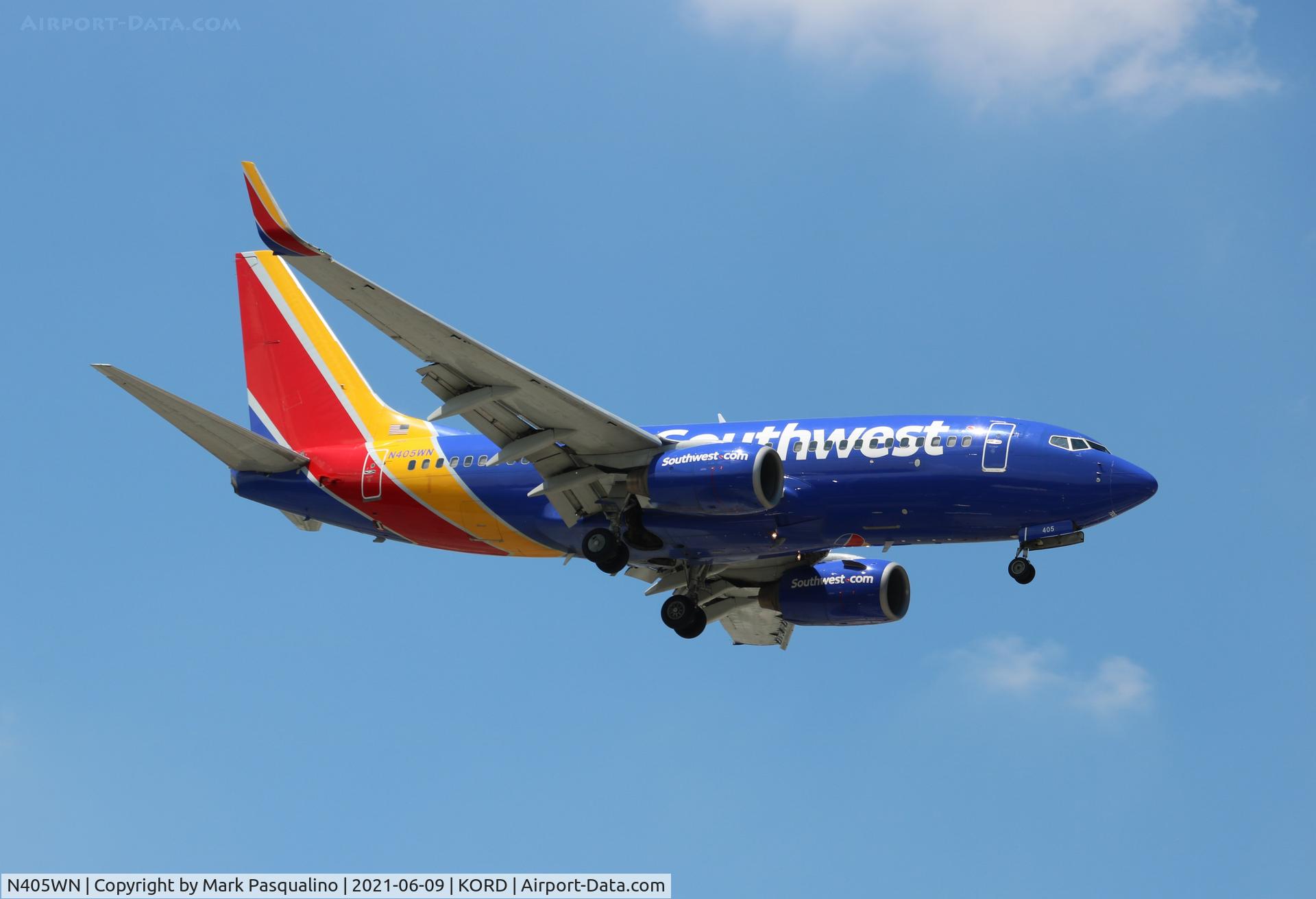 N405WN, 2001 Boeing 737-7H4 C/N 27893, Boeing 737-7H4