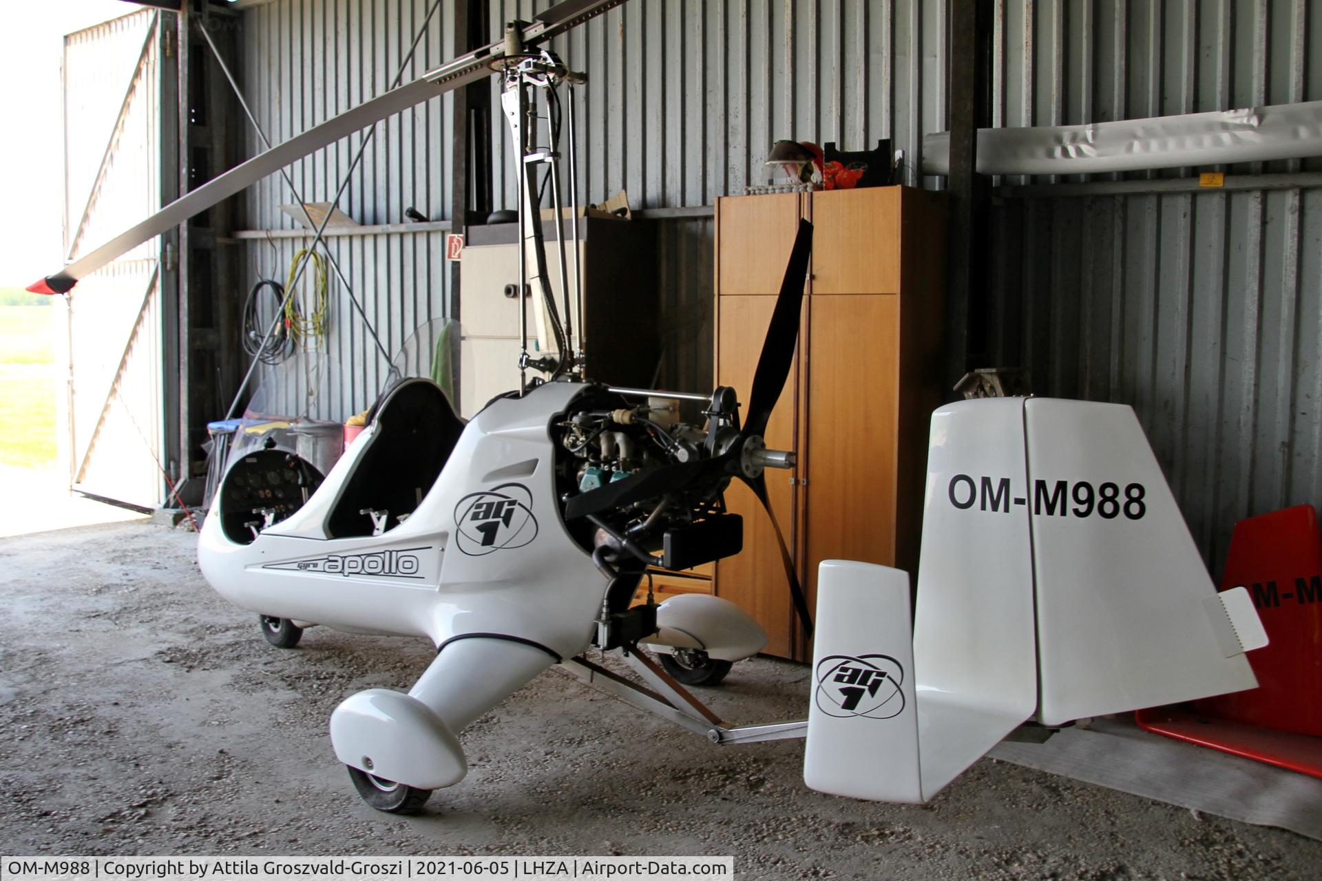 OM-M988, 2014 Halley Apollo Gyro AG-1 C/N 030714, Zalaegerszeg-Andráshida Airport, Hungary