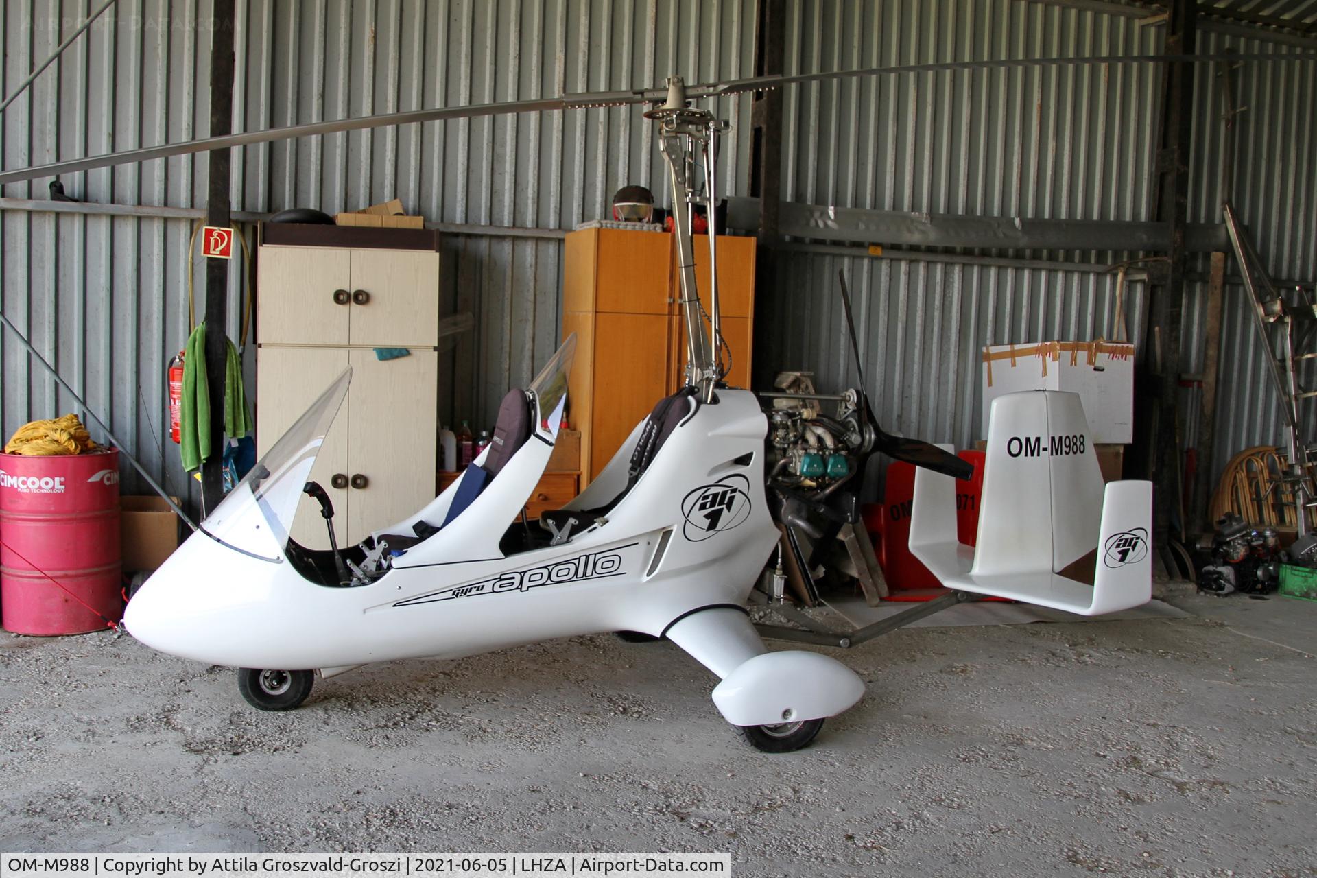 OM-M988, 2014 Halley Apollo Gyro AG-1 C/N 030714, Zalaegerszeg-Andráshida Airport, Hungary