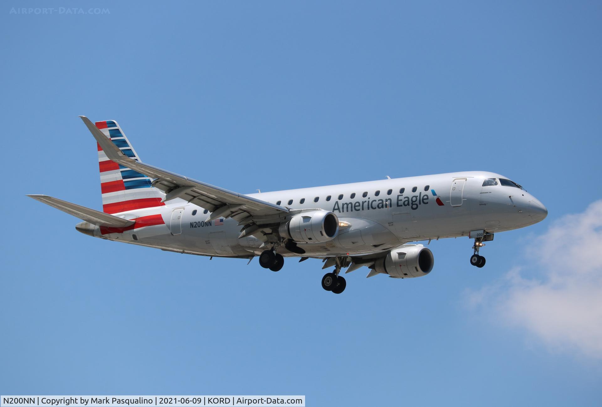 N200NN, 2015 Embraer 175LR (ERJ-170-200LR) C/N 17000456, ERJ-170-200LR