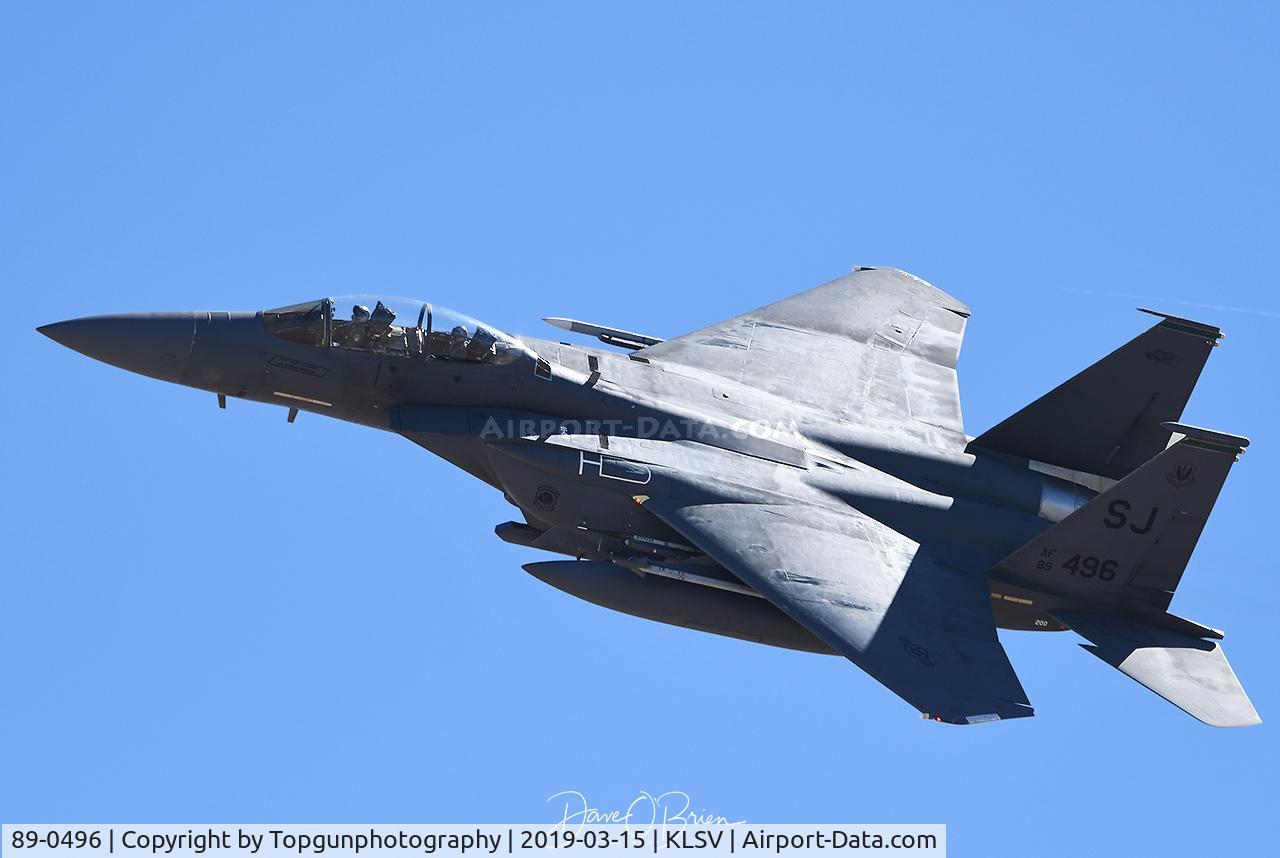 89-0496, 1987 McDonnell Douglas F-15E Strike Eagle C/N 1143/E118, DRAGO11 flexing over the track