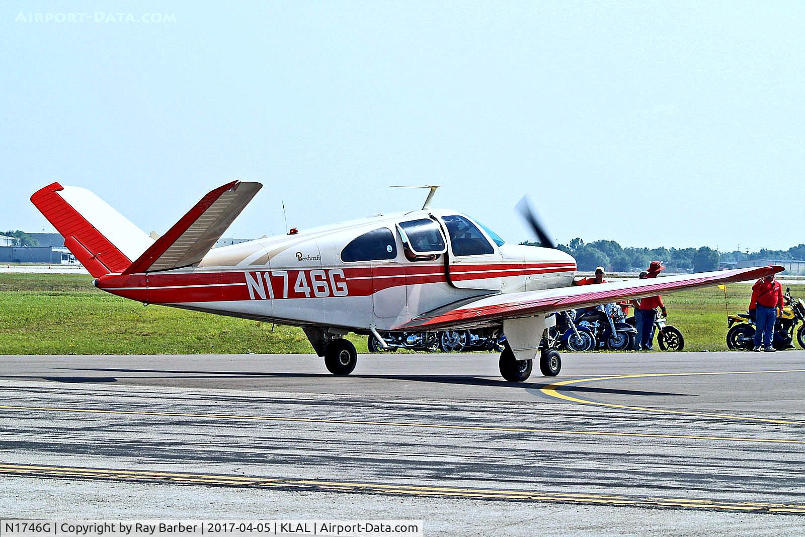N1746G, 1962 Beech P35 Bonanza C/N D-6952, N1746G   Beech P35 Bonanza [D-6952] Lakeland-Linder~N 05/04/2017