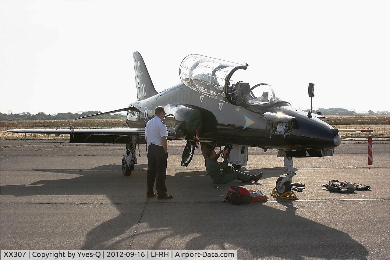 XX307, 1980 Hawker Siddeley Hawk T.1A C/N 141/312132, British Aerospace Hawk T.1-1A, Static display, Lann Bihoué Naval Air Base (LFRH - LRT) open day 2012