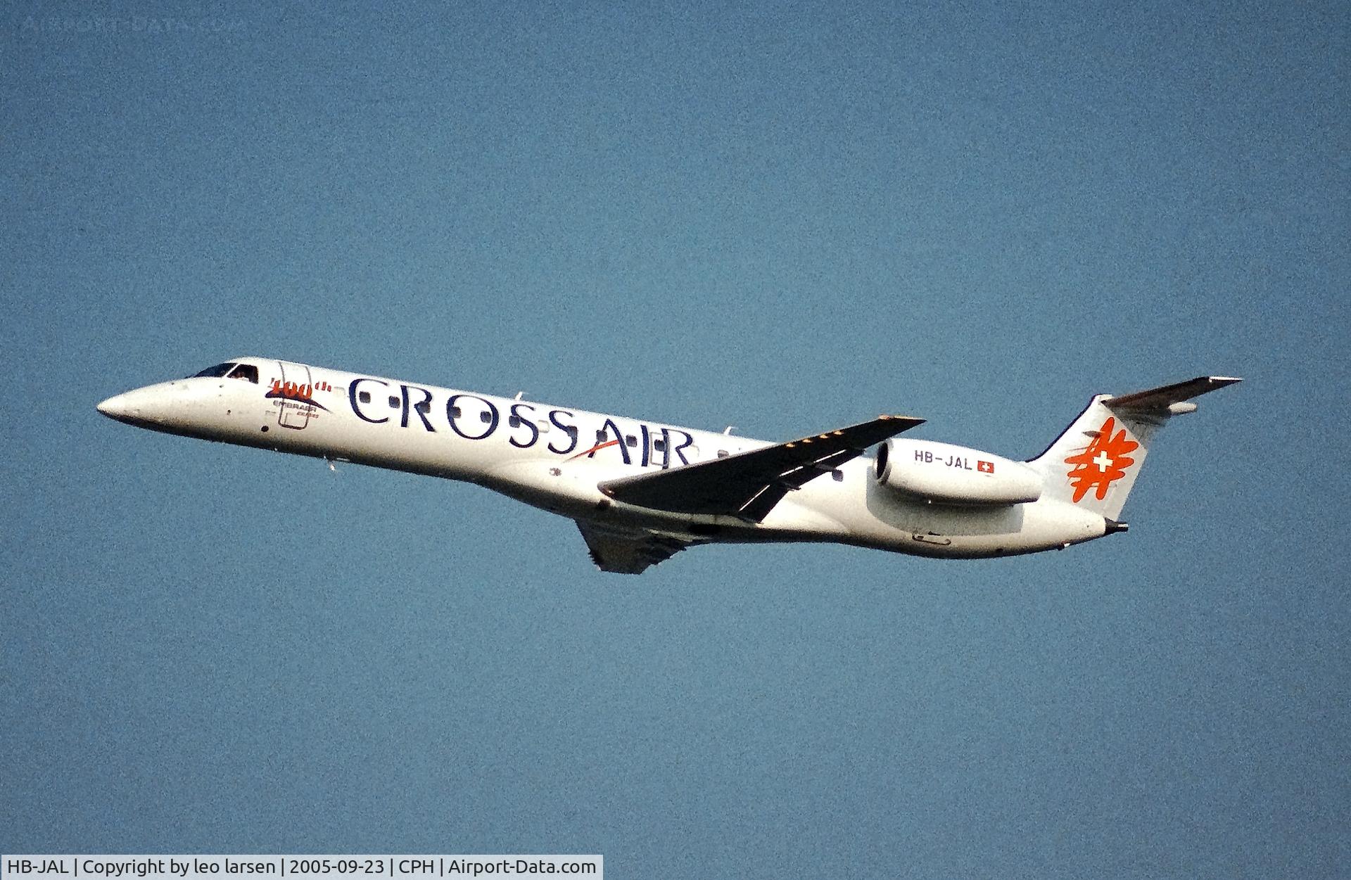 HB-JAL, 2001 Embraer ERJ-145LU C/N 1945400, Copenhagen 23.9.2005