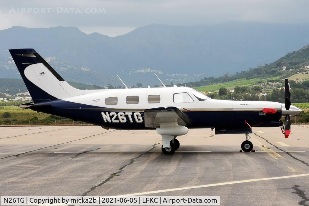 N26TG, 1999 Piper PA-46-350P Malibu Mirage C/N 4636193, Parked