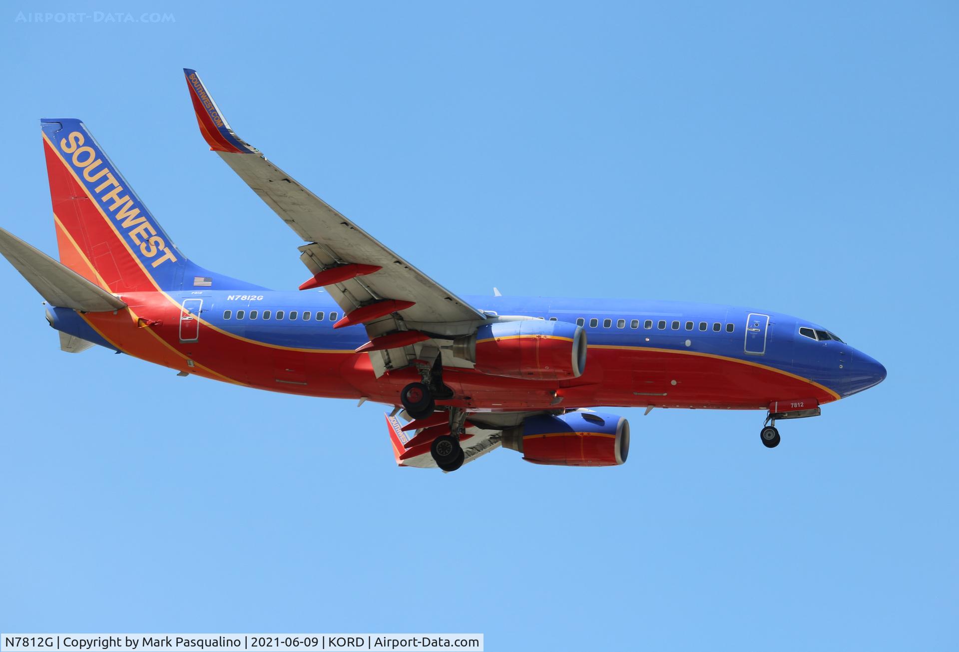 N7812G, 2001 Boeing 737-76N C/N 32582, Boeing 737-76N