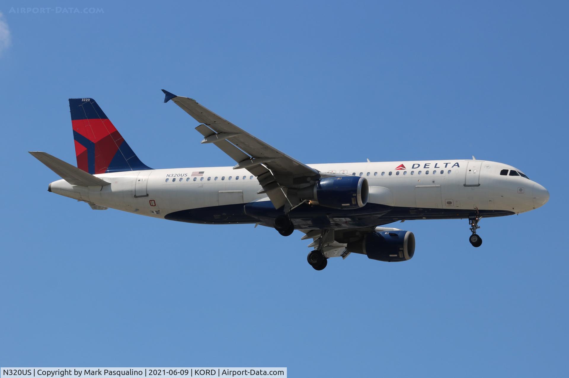 N320US, 1991 Airbus A320-211 C/N 213, Airbus A320-211