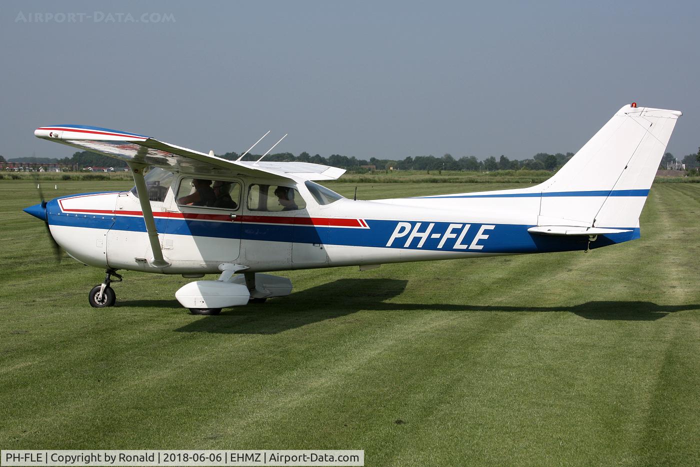 PH-FLE, 1977 Reims F172N Skyhawk C/N 1553, at ehmz