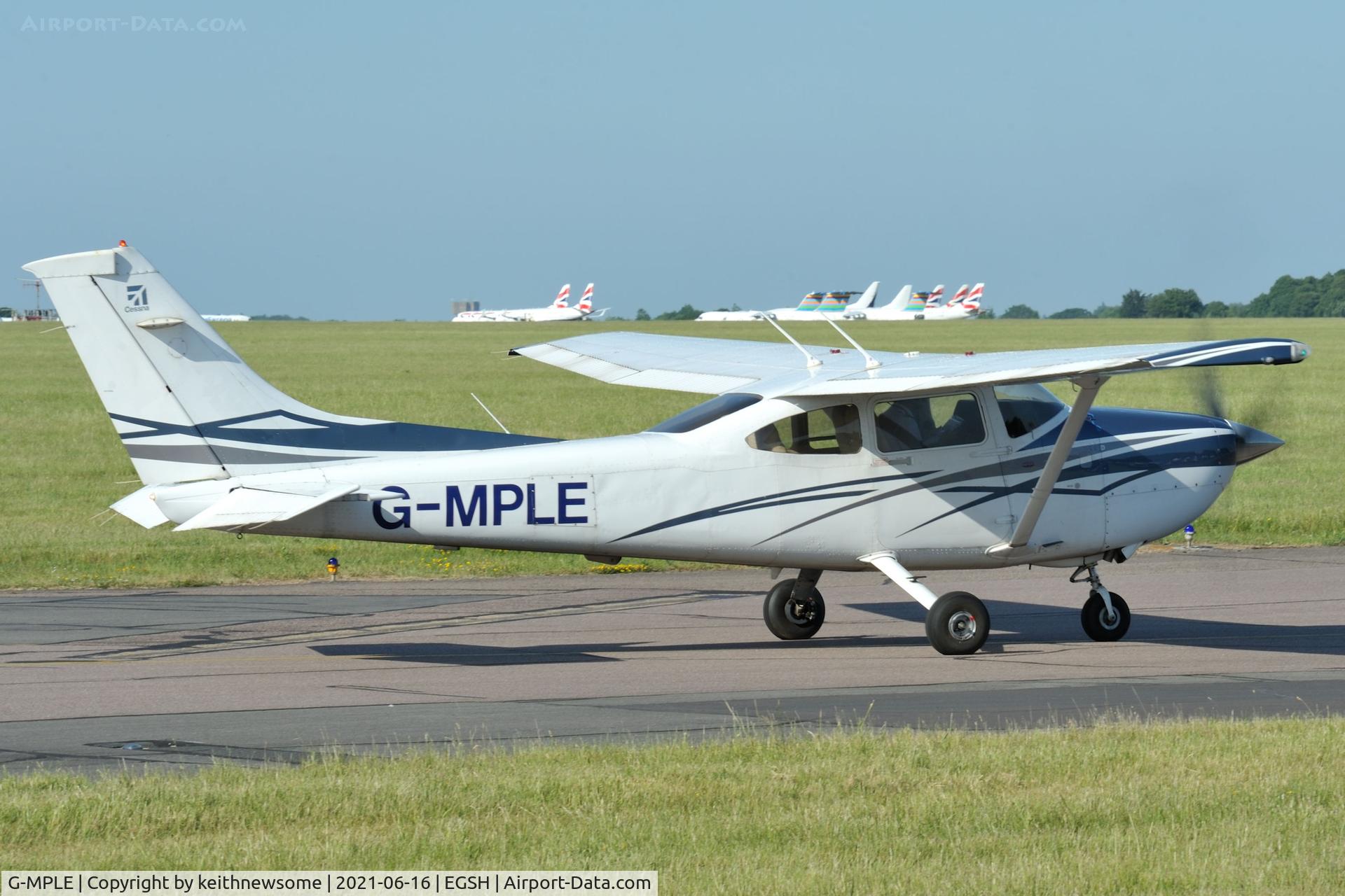 G-MPLE, 2007 Cessna 182T Skylane C/N 18282039, Leaving Norwich for Oxford.