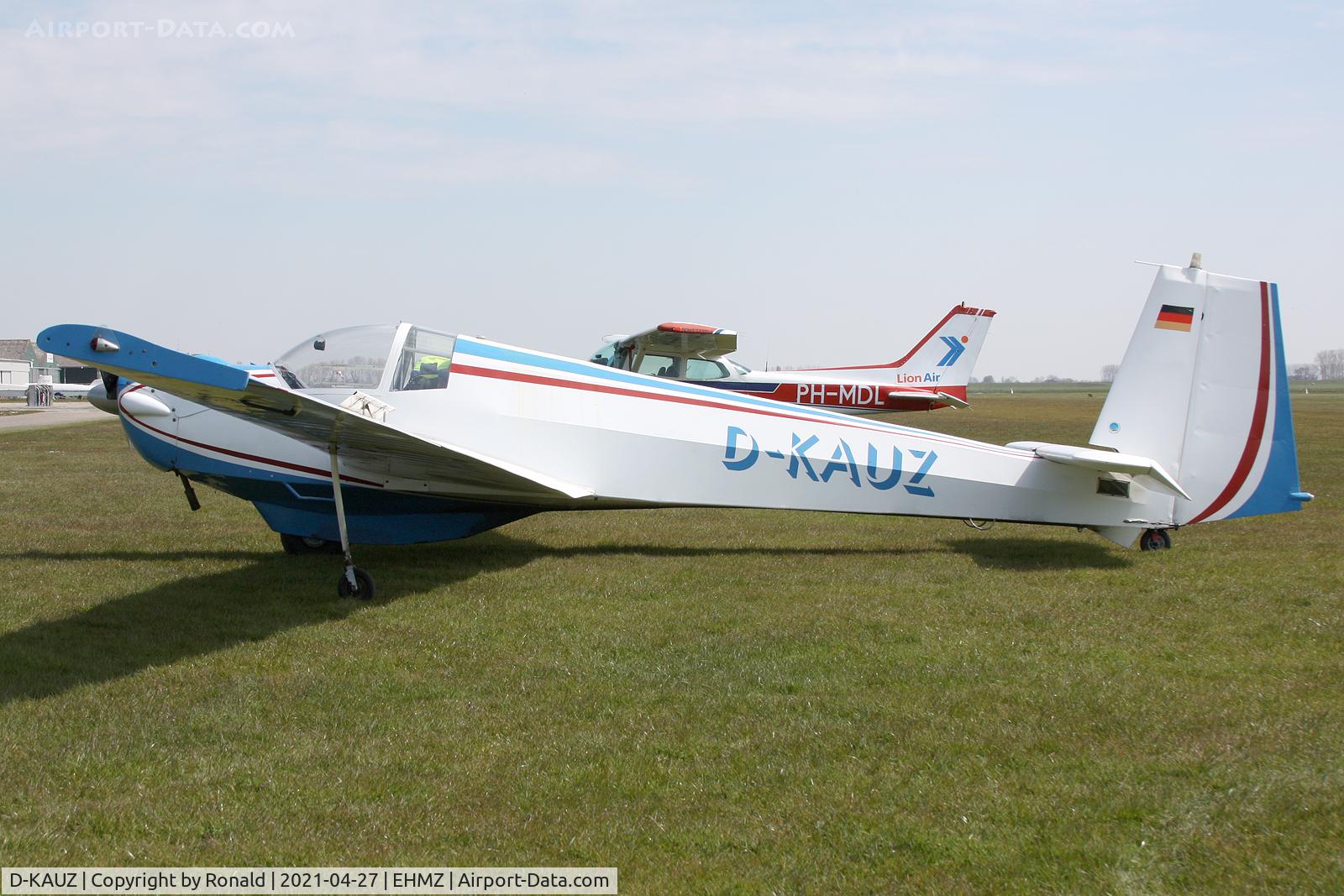 D-KAUZ, Scheibe SF-25C Falke C/N 4455, at ehmz