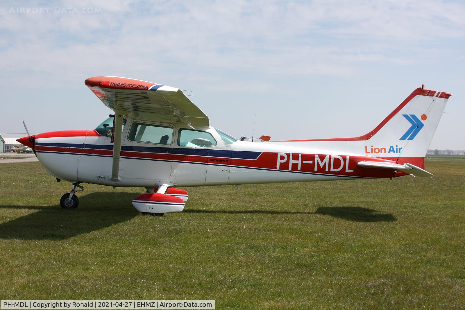 PH-MDL, 1980 Cessna 172N C/N F17202024, at ehmz