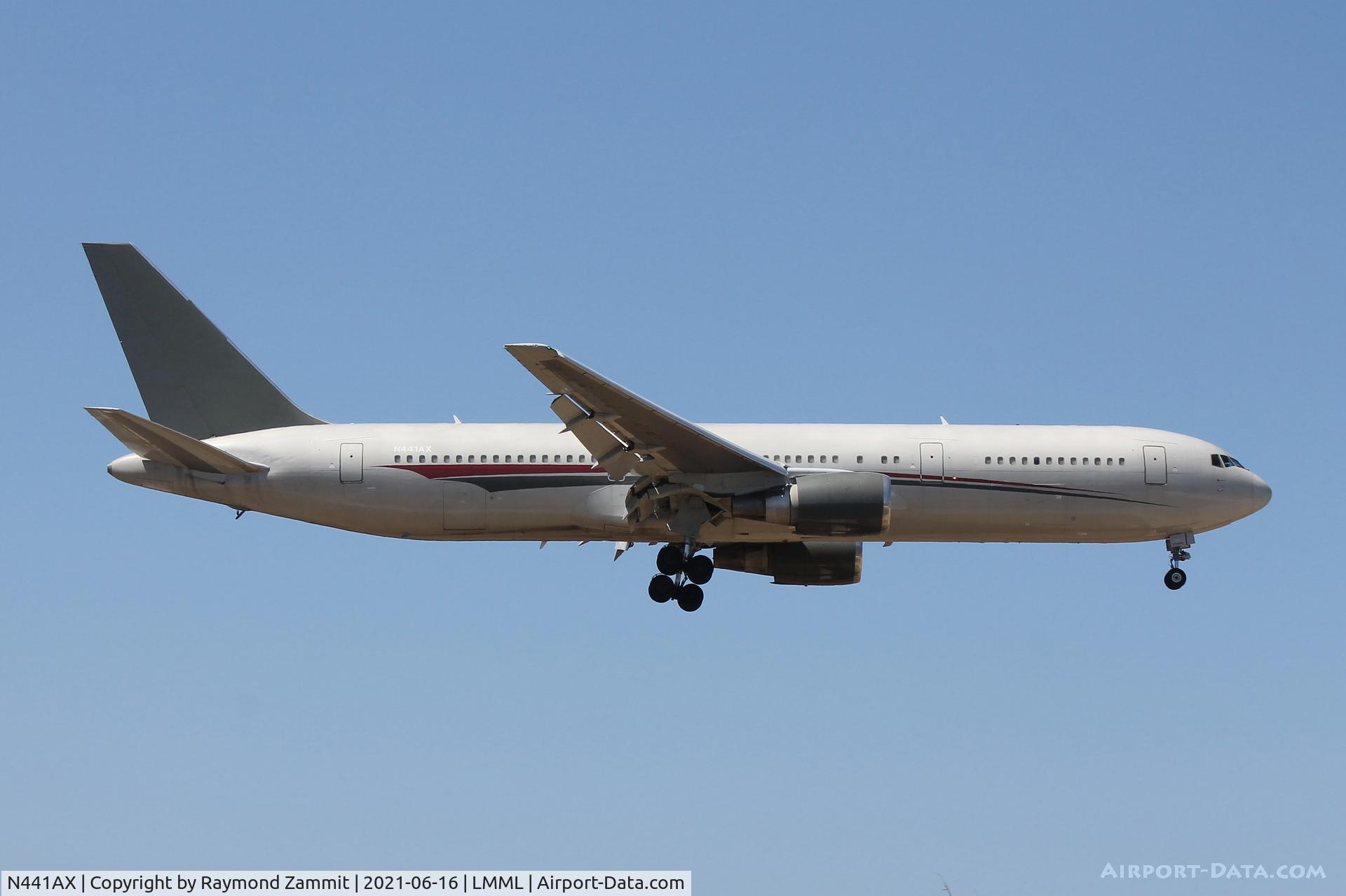 N441AX, 1999 Boeing 767-36N/ER C/N 29898, B767 N441AX Omni Air Inernational