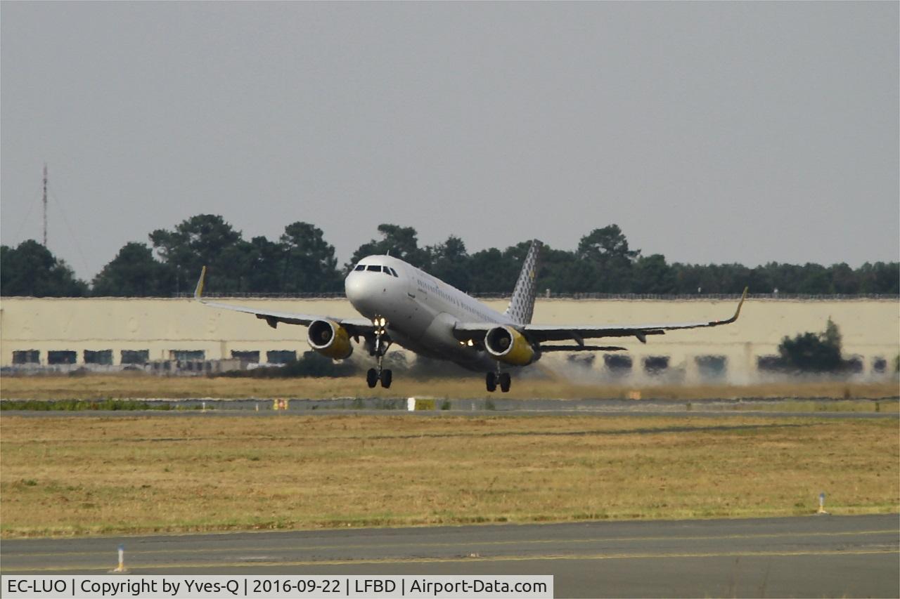 EC-LUO, 2013 Airbus A320-232 C/N 5530, Take off rwy 23, Bordeaux Mérignac airport (LFBD-BOD)