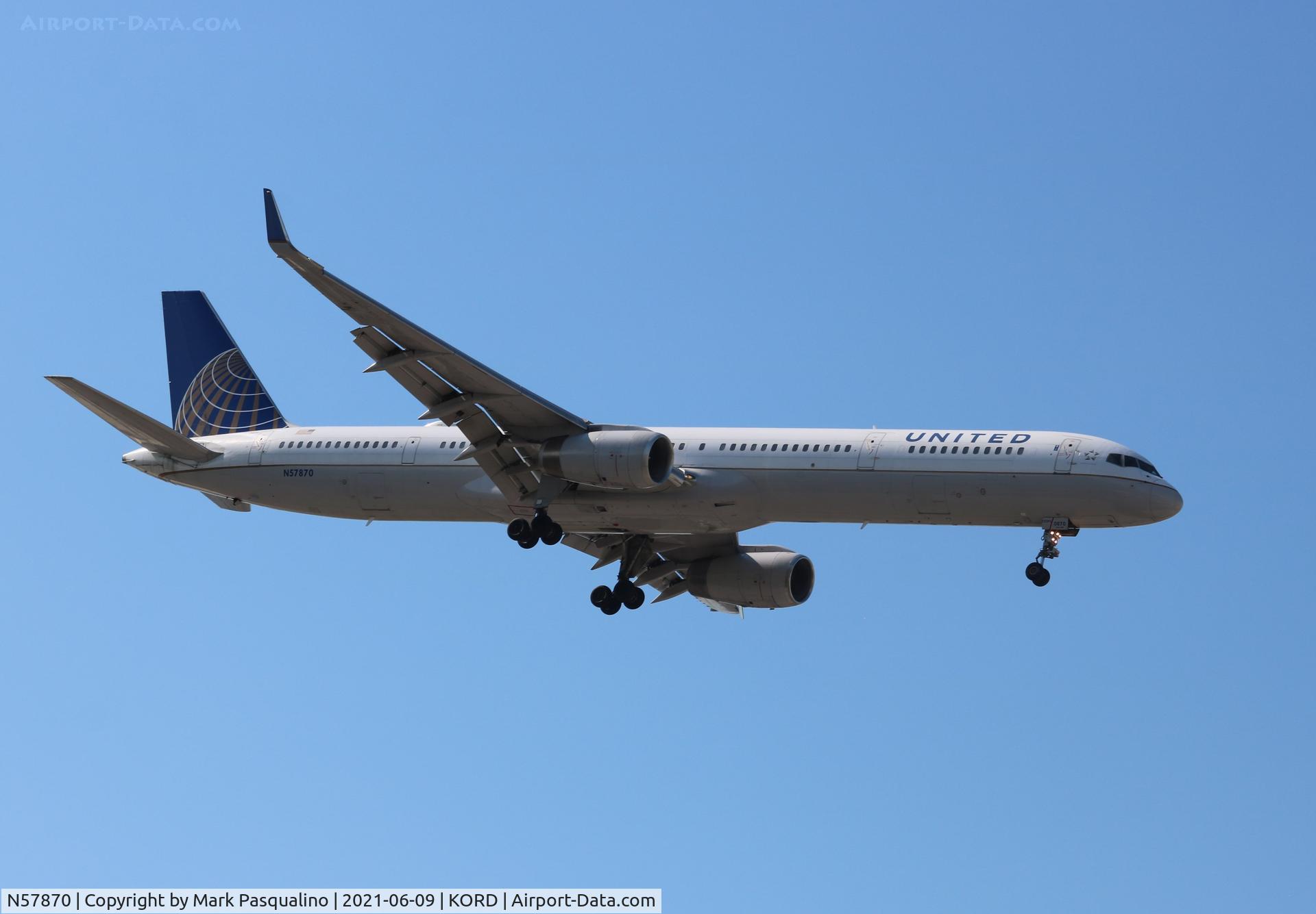 N57870, 2003 Boeing 757-33N C/N 33525, Boeing 757-33N