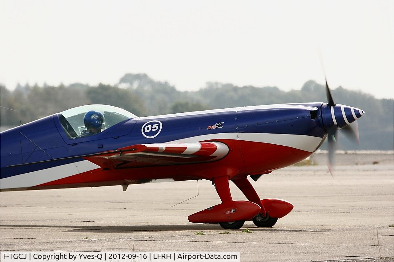 F-TGCJ, Extra EA-330SC C/N 05, Extra EA-330SC, Taxiing, Lann Bihoué Air Base (LFRH-LRT) Open day 2012