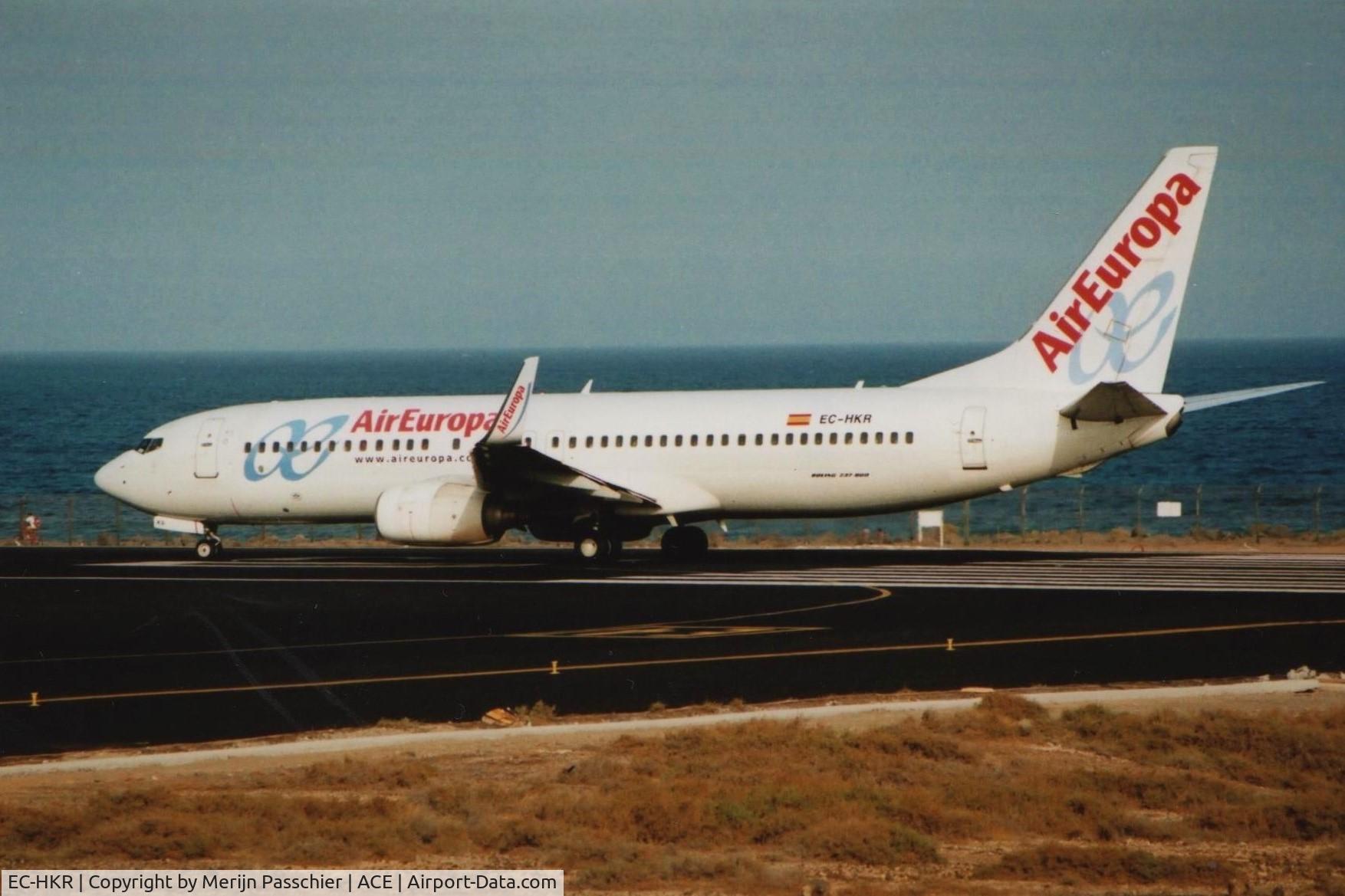 EC-HKR, 2000 Boeing 737-85P C/N 28536, bought photo