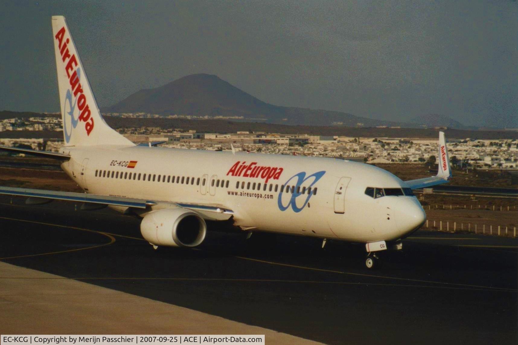 EC-KCG, 2007 Boeing 737-85P C/N 33981, Bought Photo