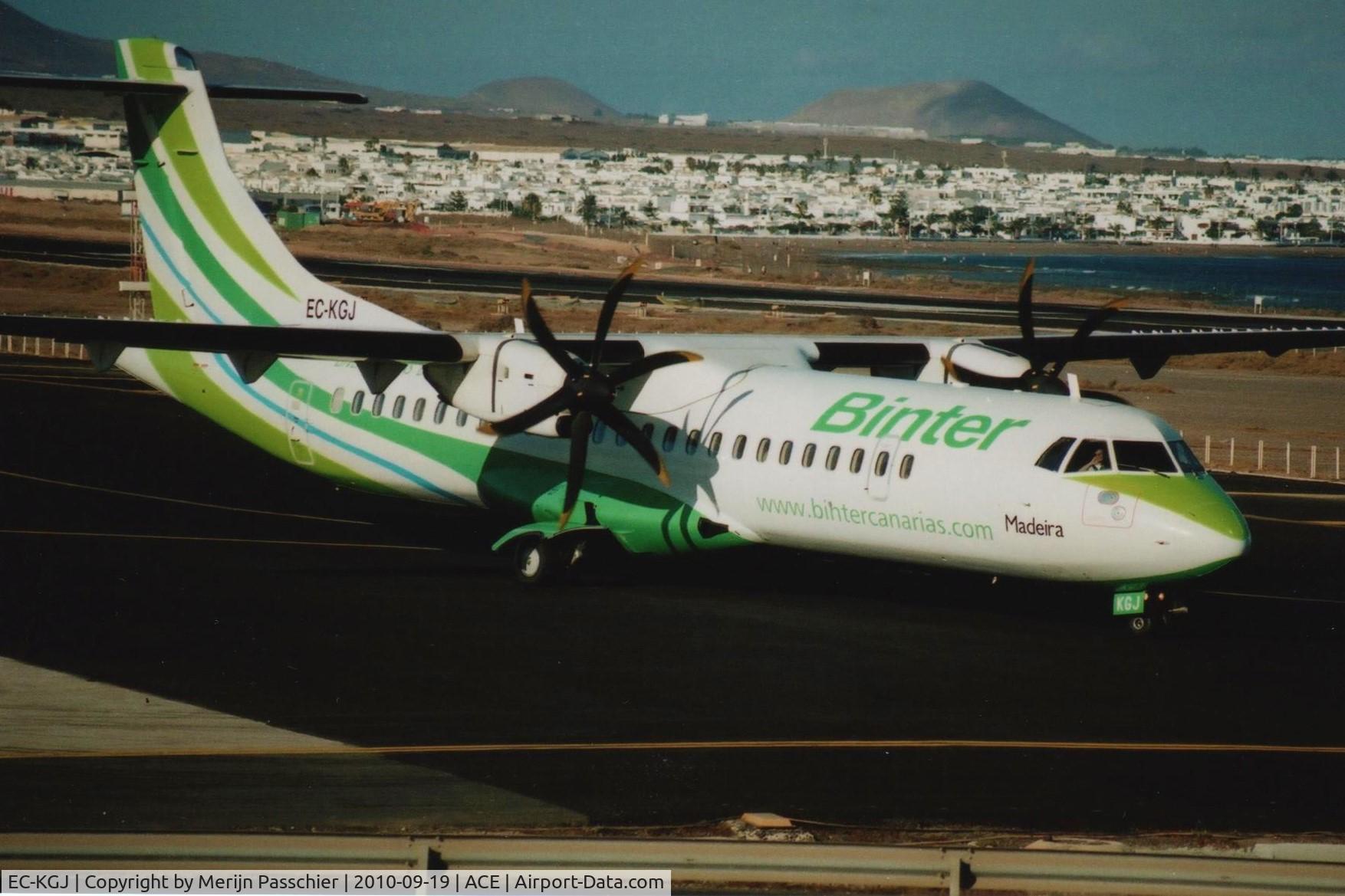 EC-KGJ, 2007 ATR 72-212A C/N 753, bought photo