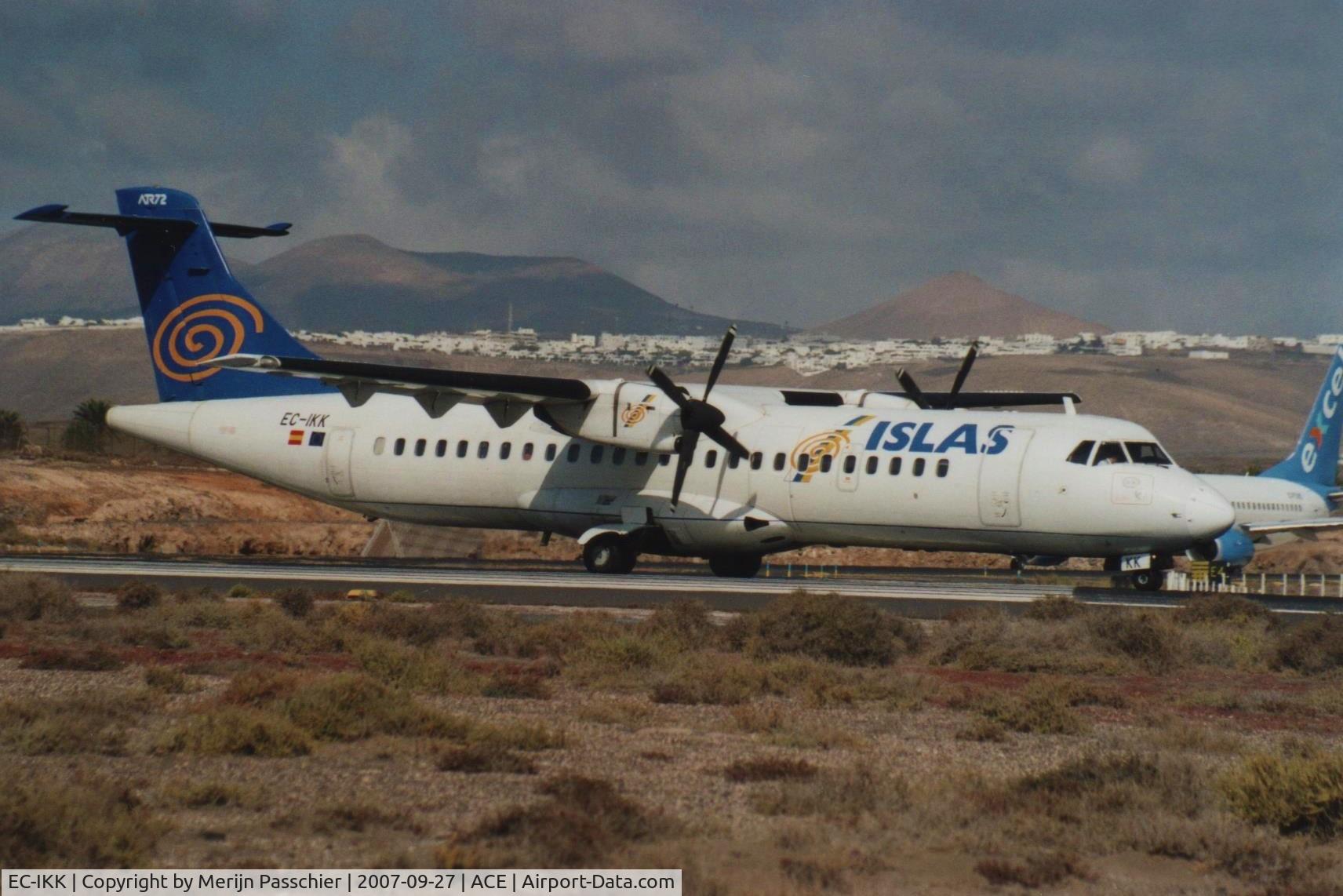 EC-IKK, 1990 ATR 72-201 C/N 198, bought photo