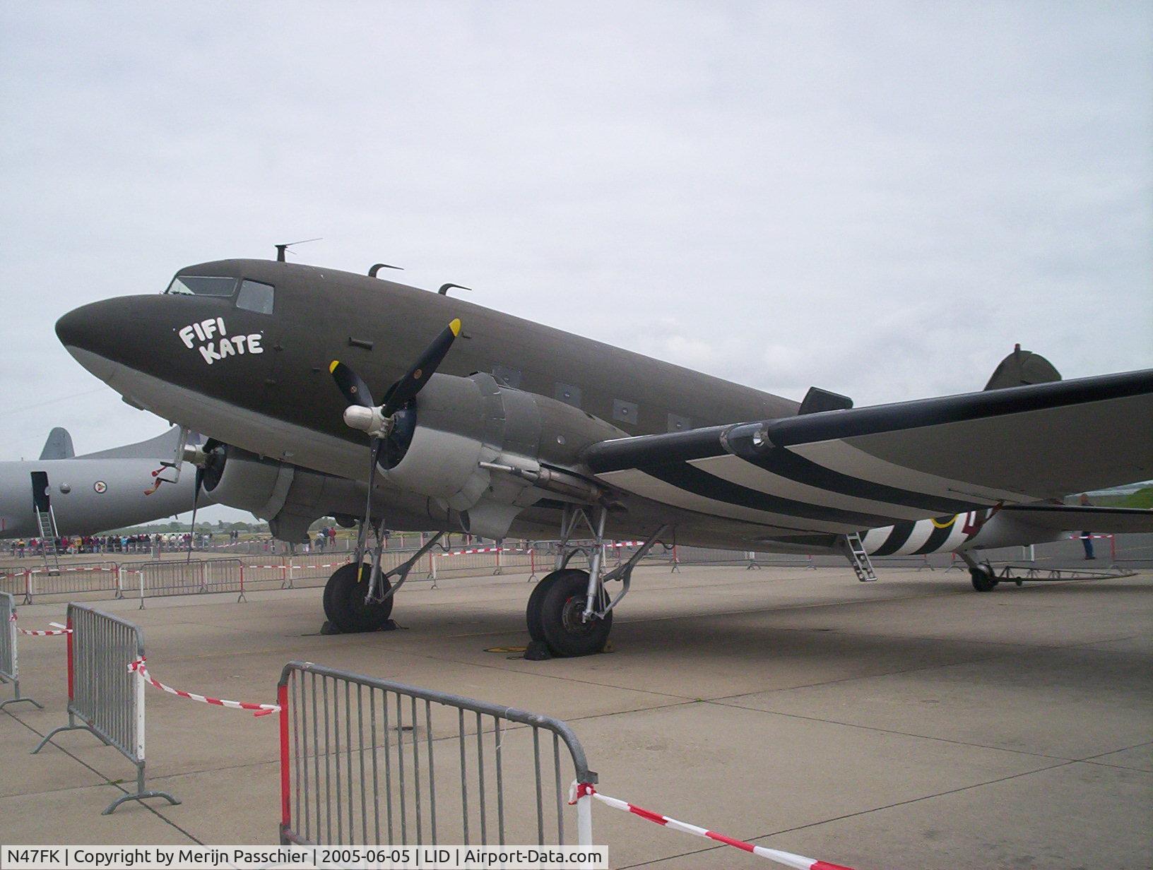 N47FK, 1942 Douglas C-47 C/N 9700, C47 at LID