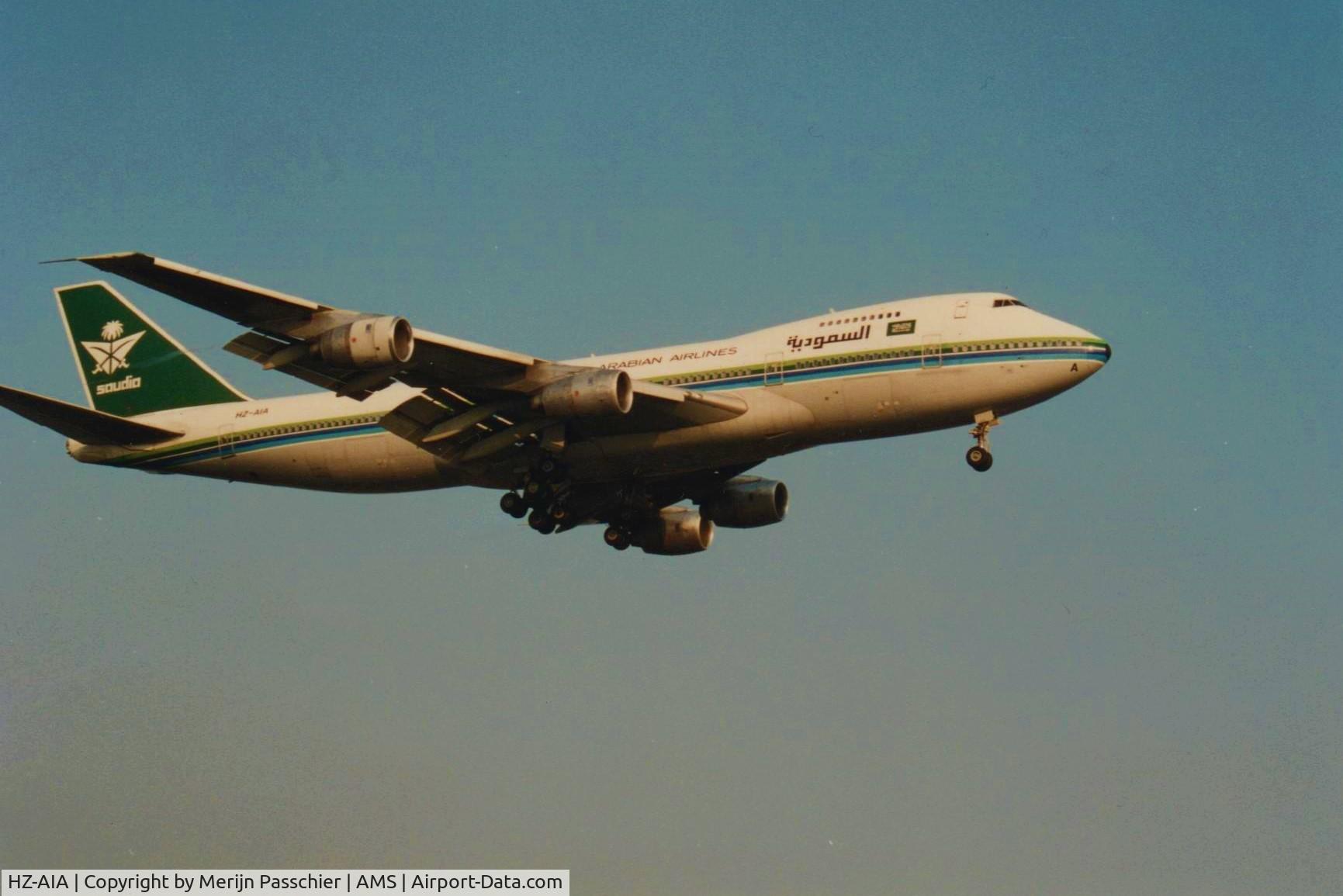 HZ-AIA, 1981 Boeing 747-168B C/N 22498, bought Photo