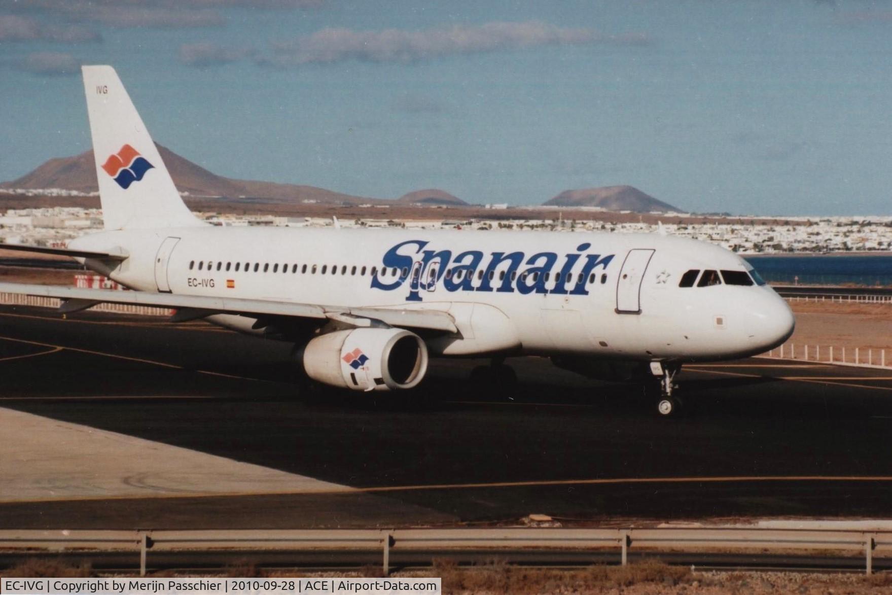 EC-IVG, 2004 Airbus A320-232 C/N 2168, Bought slide