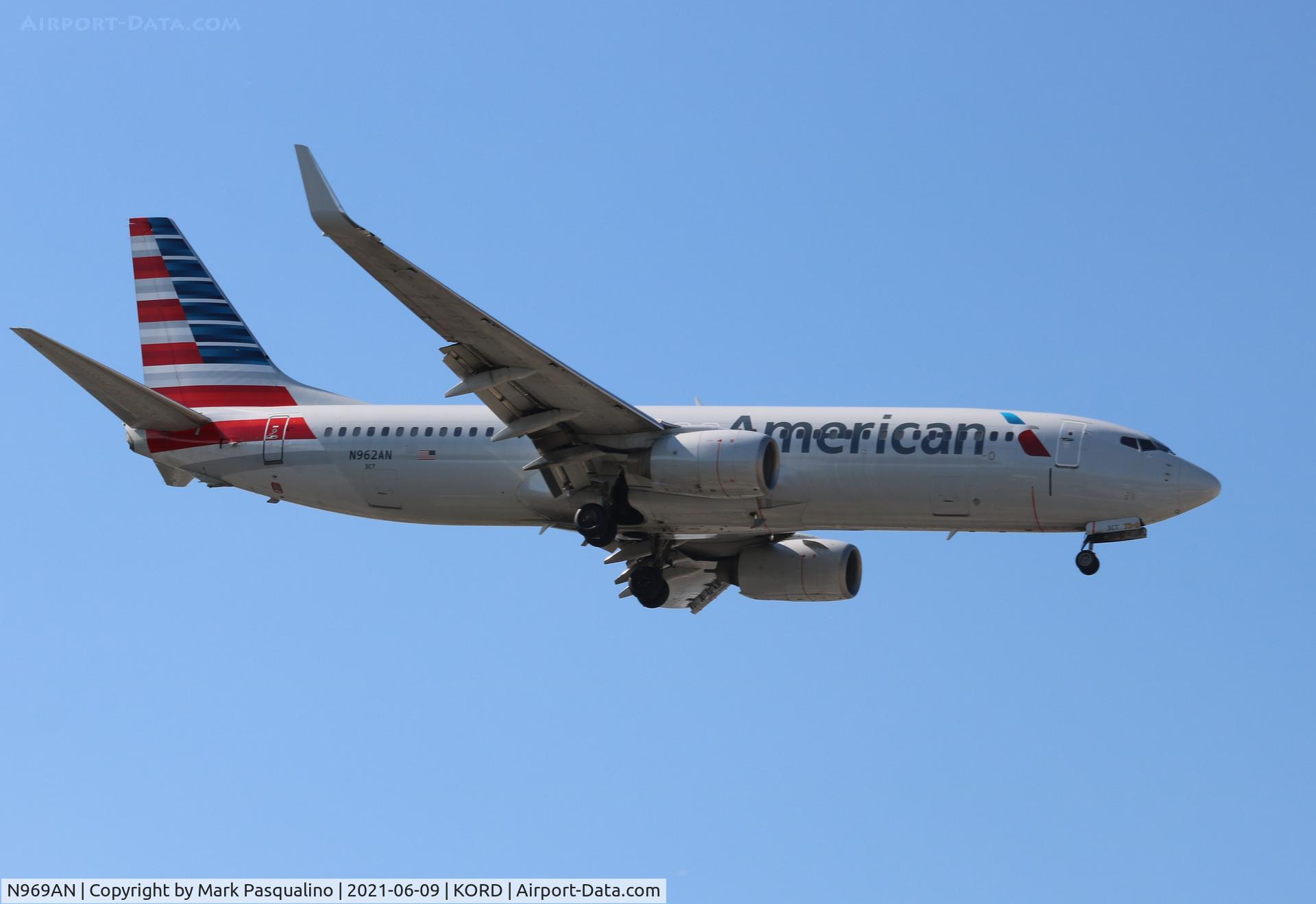 N969AN, 2001 Boeing 737-823 C/N 29546, Boeing 737-823