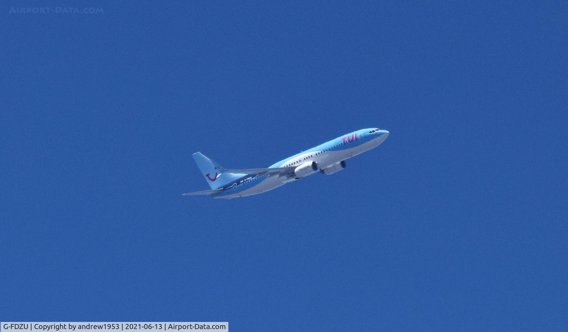 G-FDZU, 2011 Boeing 737-8K5 C/N 37253, G-FDZU over the Bristol Channel.