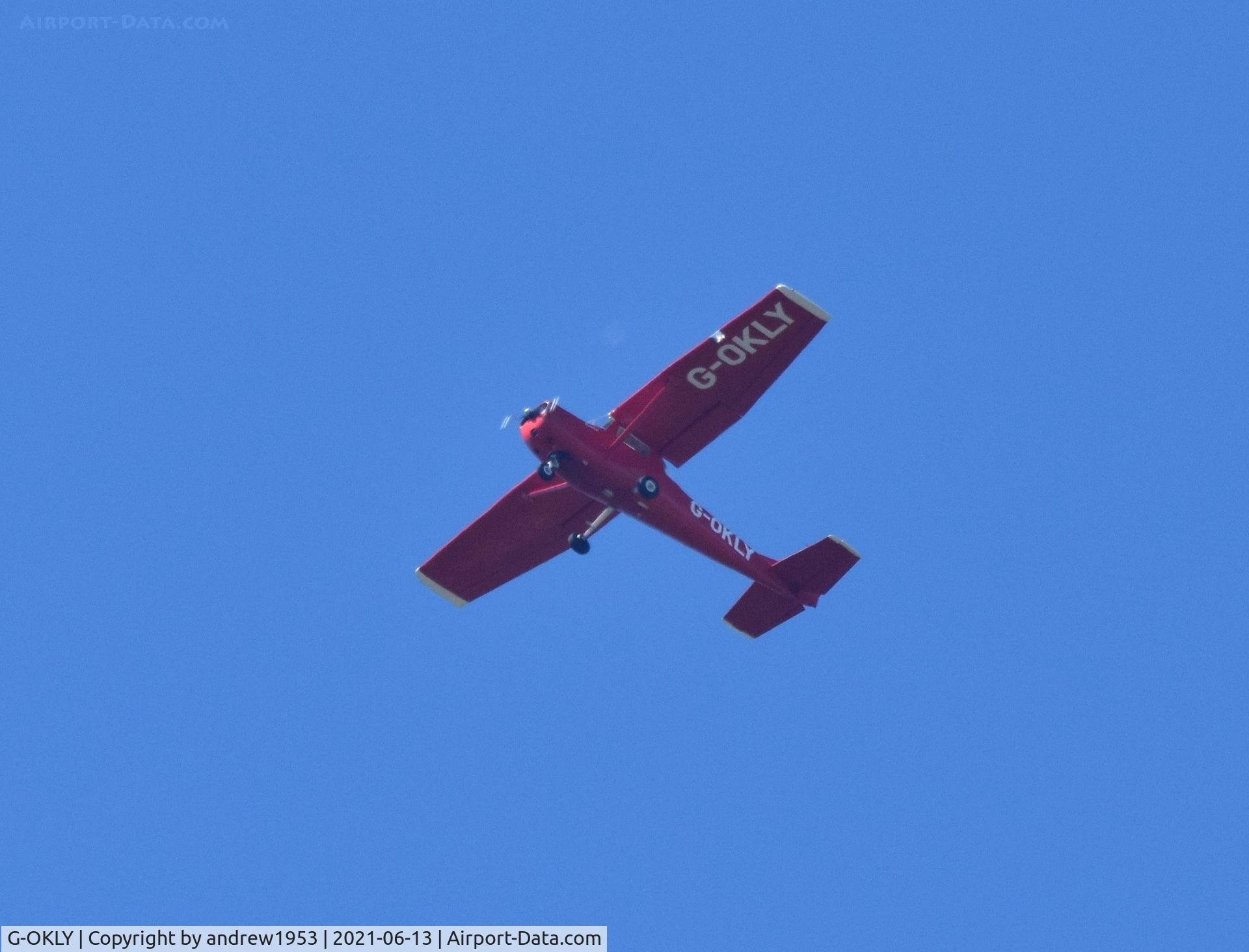 G-OKLY, 1970 Reims F150K C/N 0577, G-OKLY over Minehead.