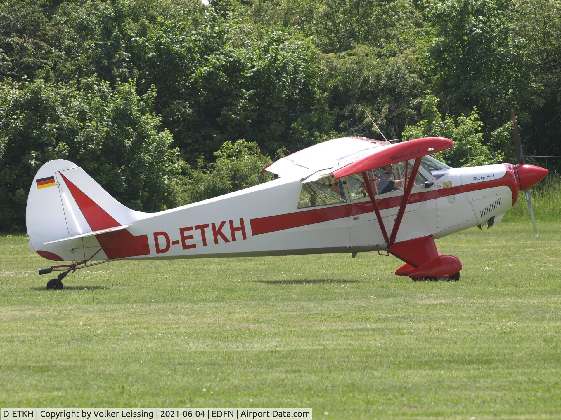 D-ETKH, 1995 Aviat A-1 Husky C/N 1284, Take off