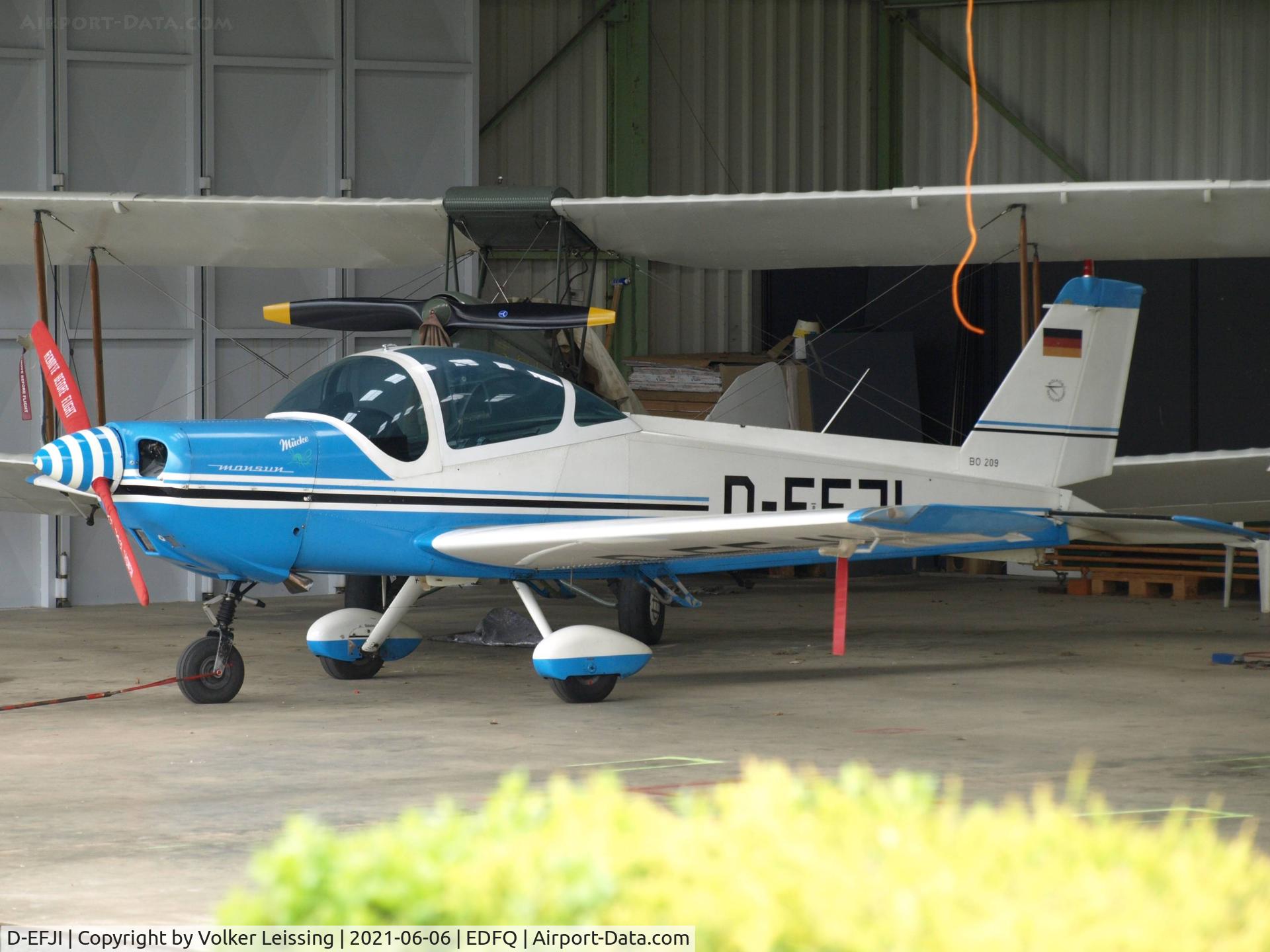 D-EFJI, 1971 Bolkow Bo-109 Monsun C/N 131, Parking
