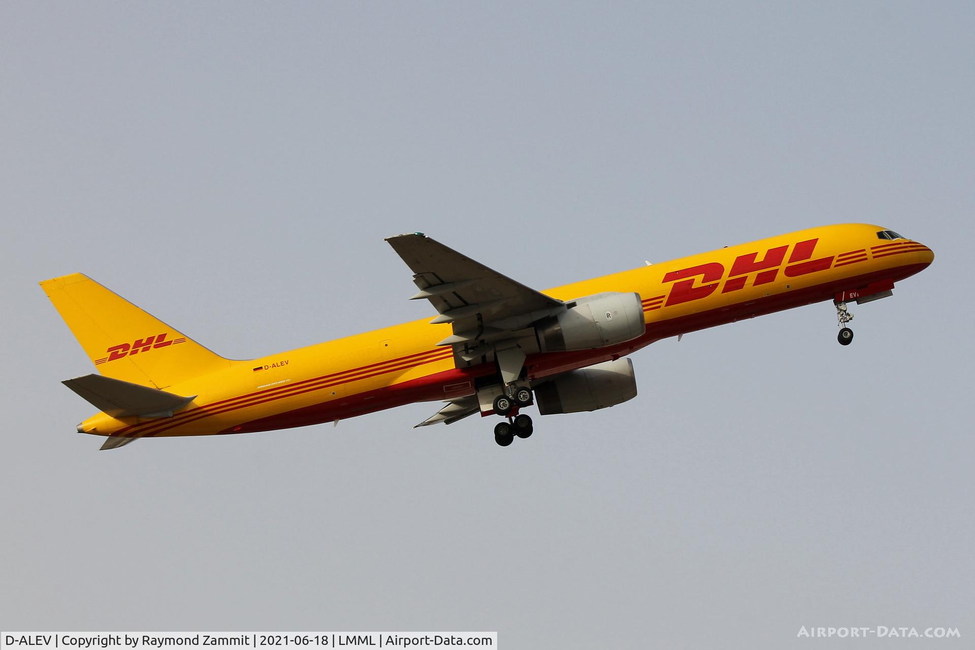 D-ALEV, 1996 Boeing 757-28A C/N 28161, B777 D-ALEV Aerotrans
