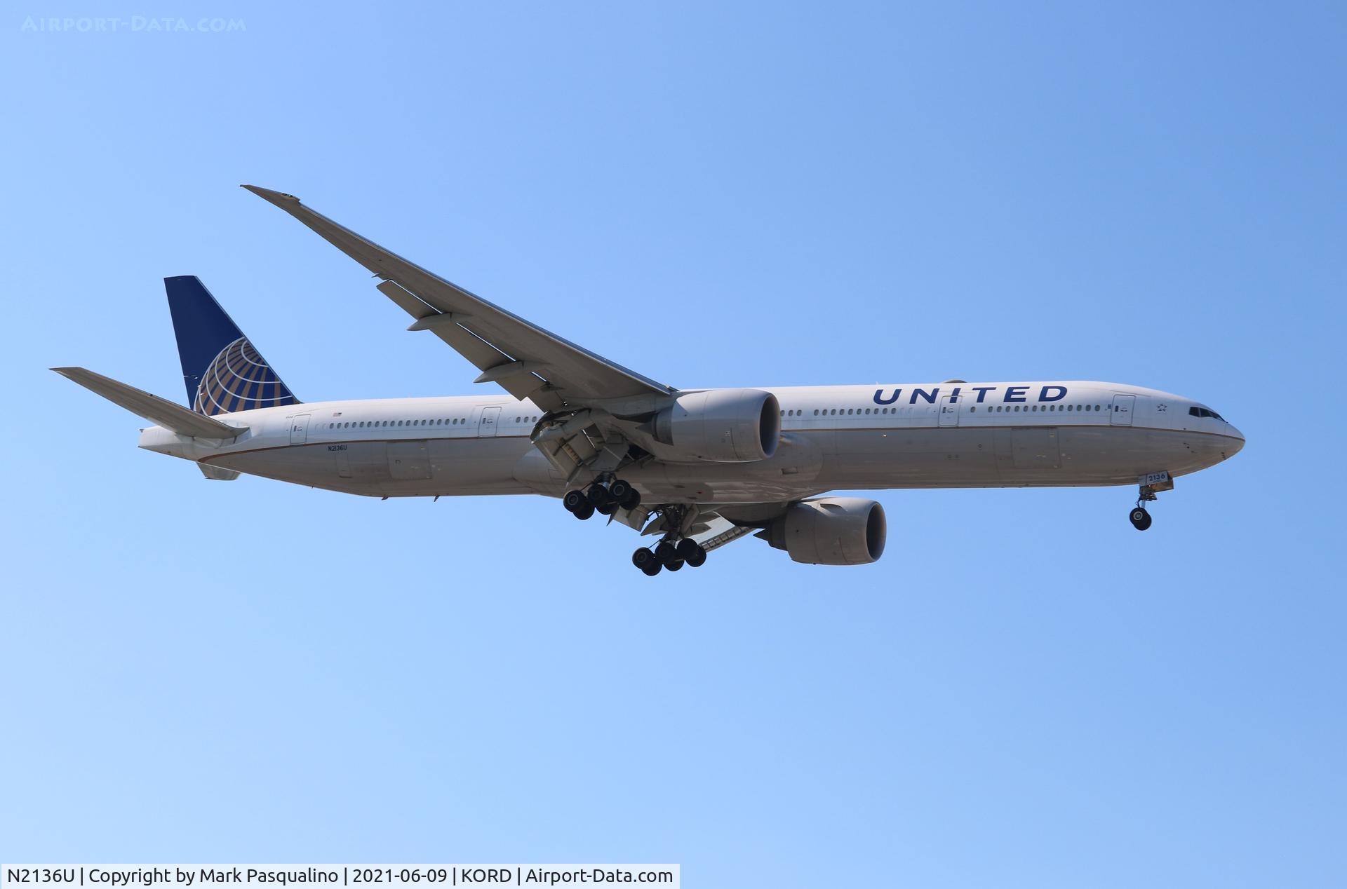 N2136U, 2017 Boeing 777-300/ER C/N 62648, Boeing 777-322/ER