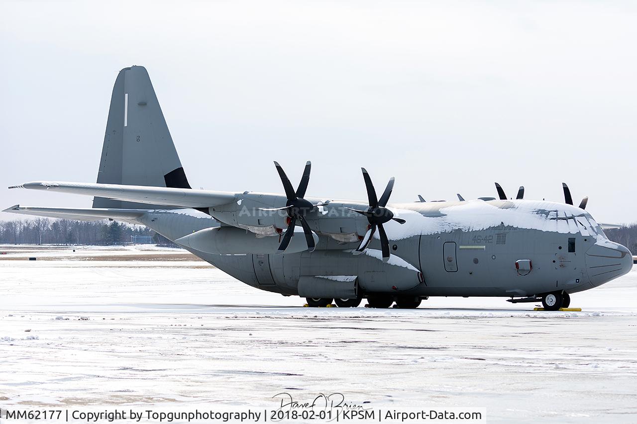 MM62177, Lockheed Martin C-130J-30 Super Hercules C/N 382-5498, Italian Herc on the ramp
