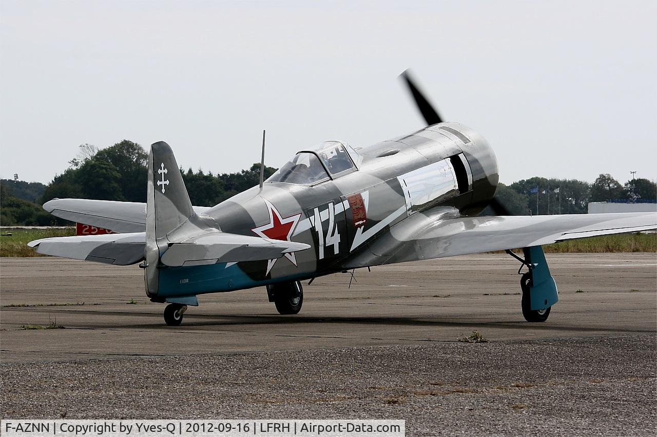 F-AZNN, Yakovlev Yak-11 C/N 25 III/05, Yakovlev Yak-11, Taxiing, Lann Bihoué Naval Air Base (LFRH - LRT) Open day 2012