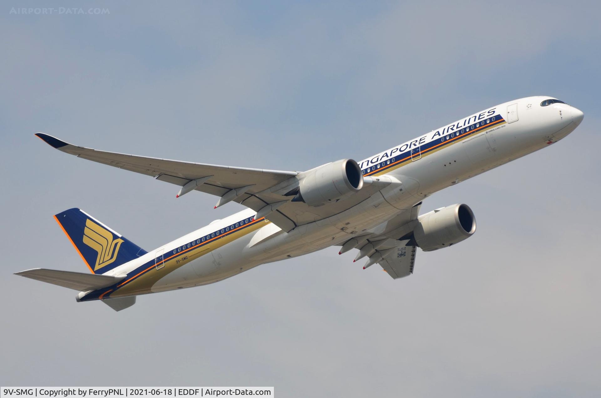 9V-SMG, 2016 Airbus A350-941 C/N 062, Singapore A359 departing