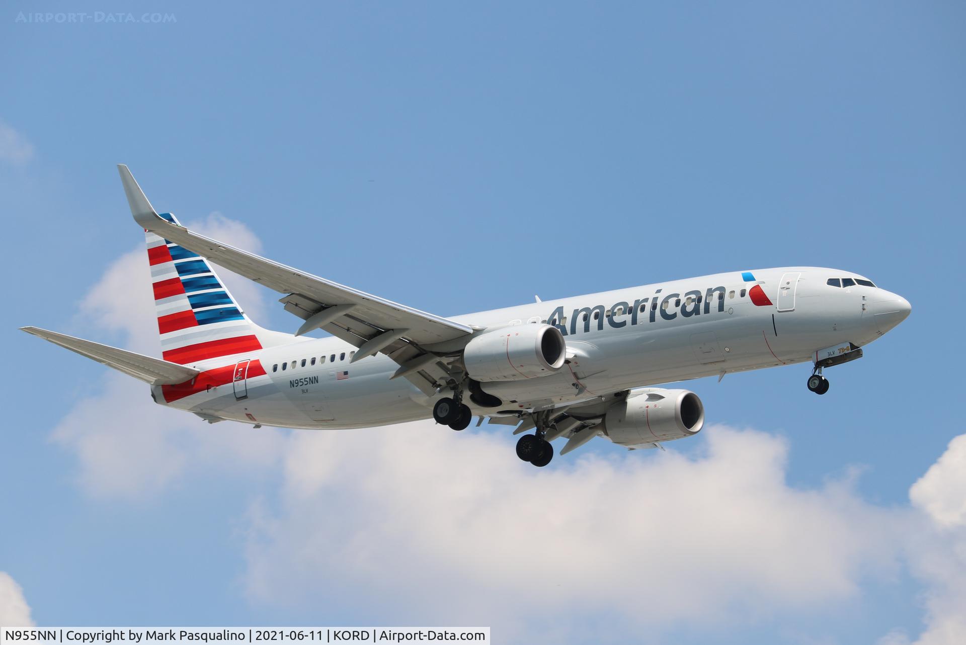 N955NN, 2014 Boeing 737-823 C/N 31199, Boeing 37-823