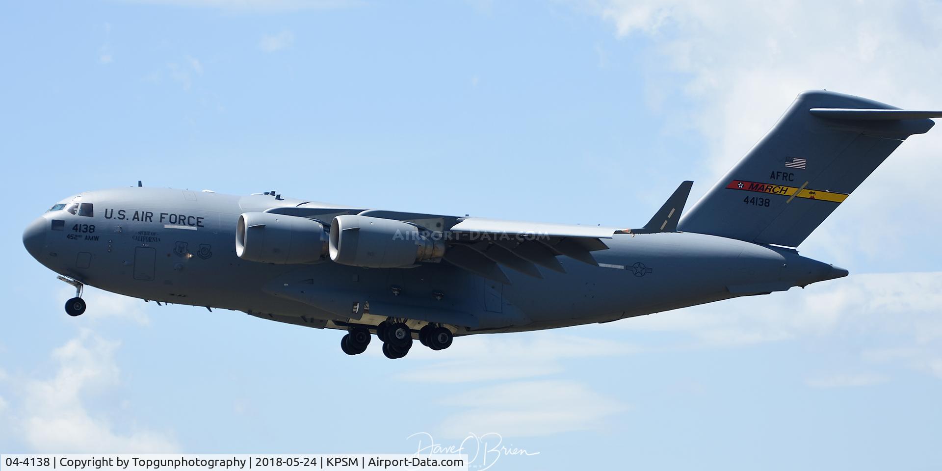 04-4138, 2004 Boeing C-17A Globemaster III C/N P-138, REACH838