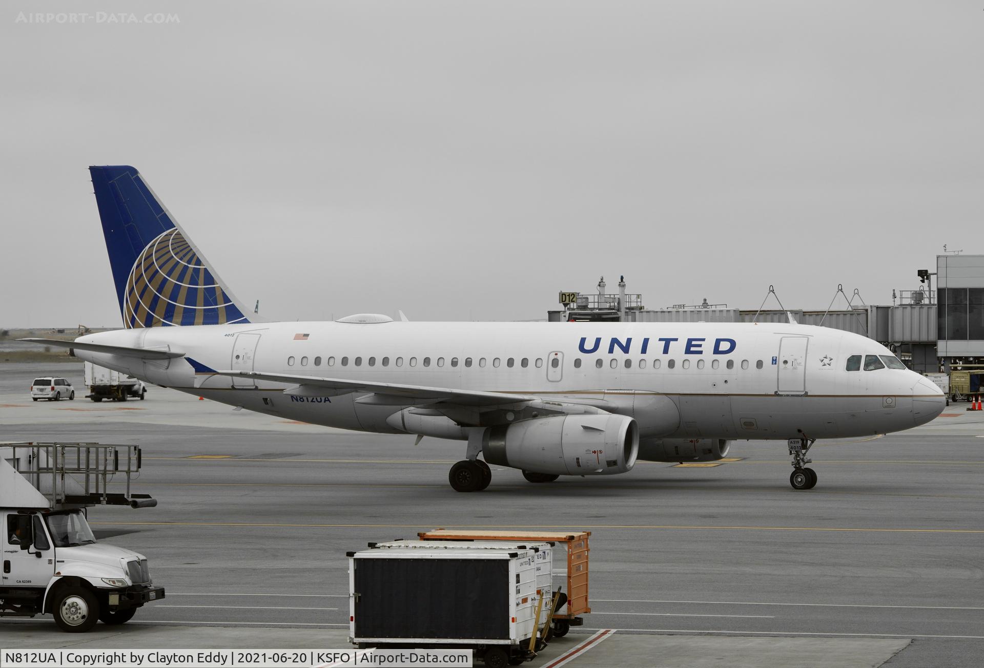 N812UA, 1998 Airbus A319-131 C/N 850, SFO 2021.