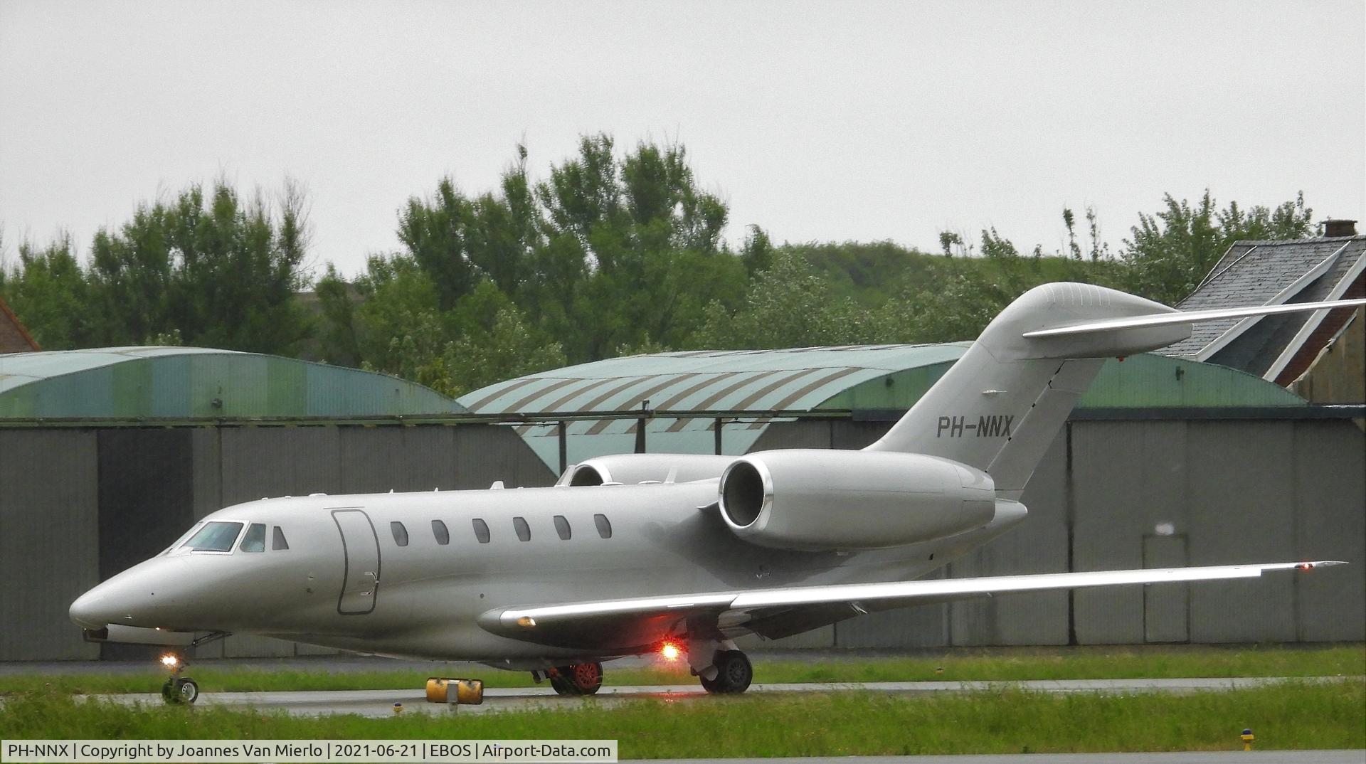 PH-NNX, 2004 Cessna 750 Citation X Citation X C/N 750-0232, Taxiing at Ostend