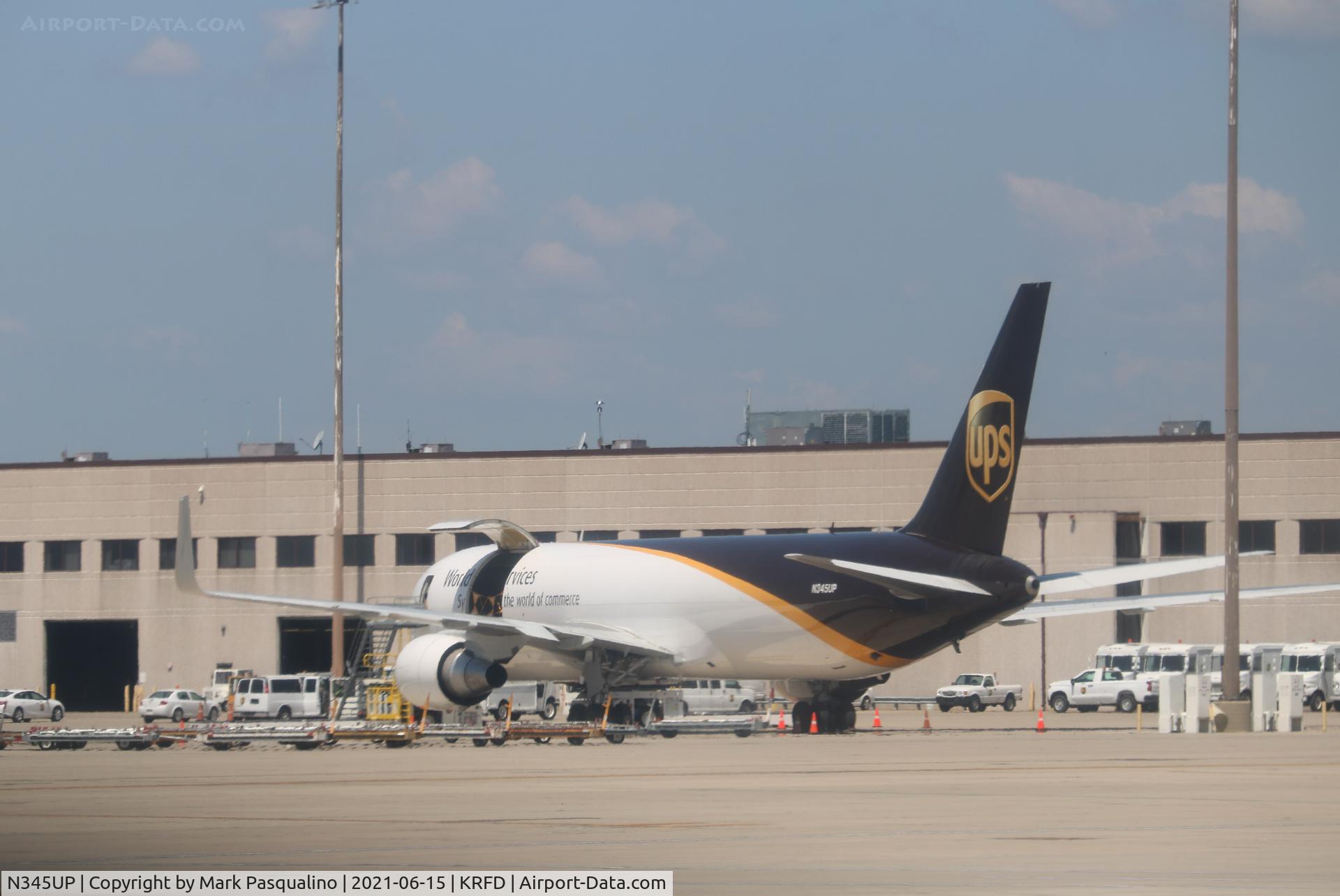 N345UP, 2011 Boeing 767-34AF C/N 37867, Boeing 767-34AF