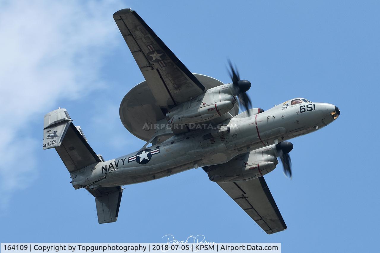 164109, Grumman E-2C Hawkeye Group 2 C/N A52-141, Flew up to PSM for a 4th of July Flyover in Boston