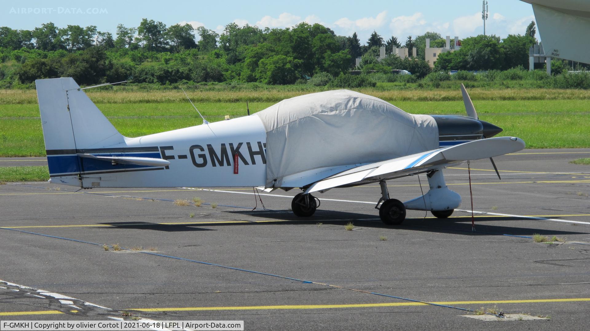 F-GMKH, Robin HR-200-120B C/N 261, june 2021